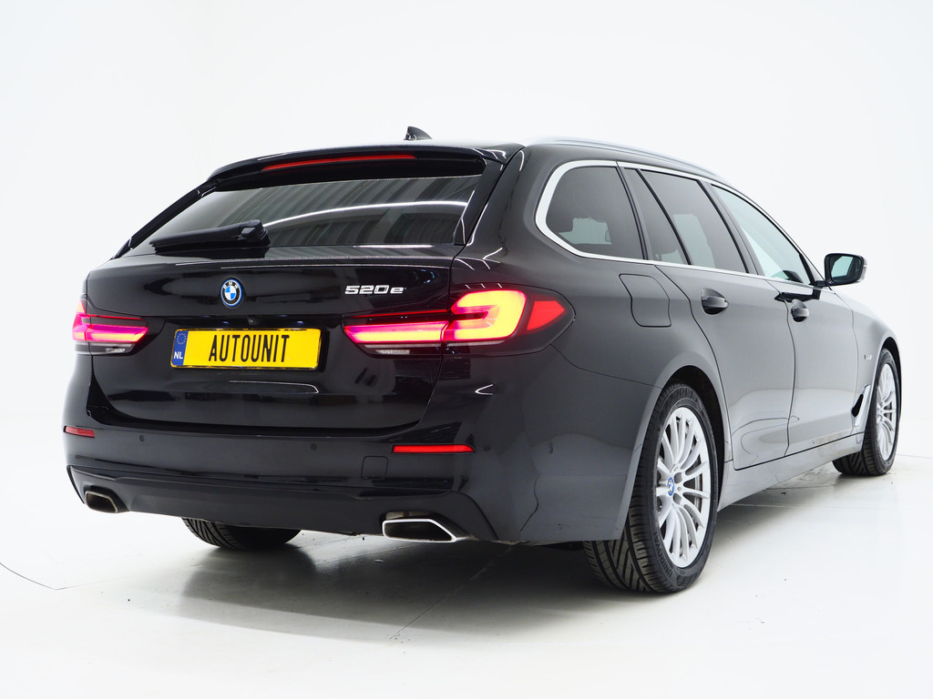BMW 5 Serie Touring 520e 8