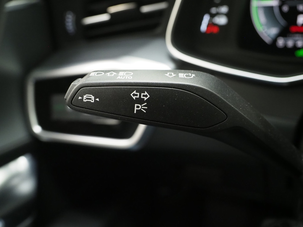 Audi A6 Avant 50 TFSI e quattro 18