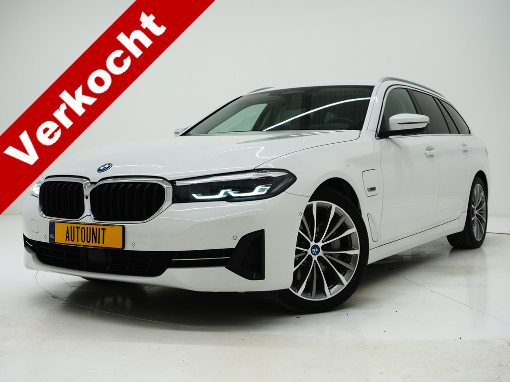 BMW 5 Serie Touring 530e High Executive 44