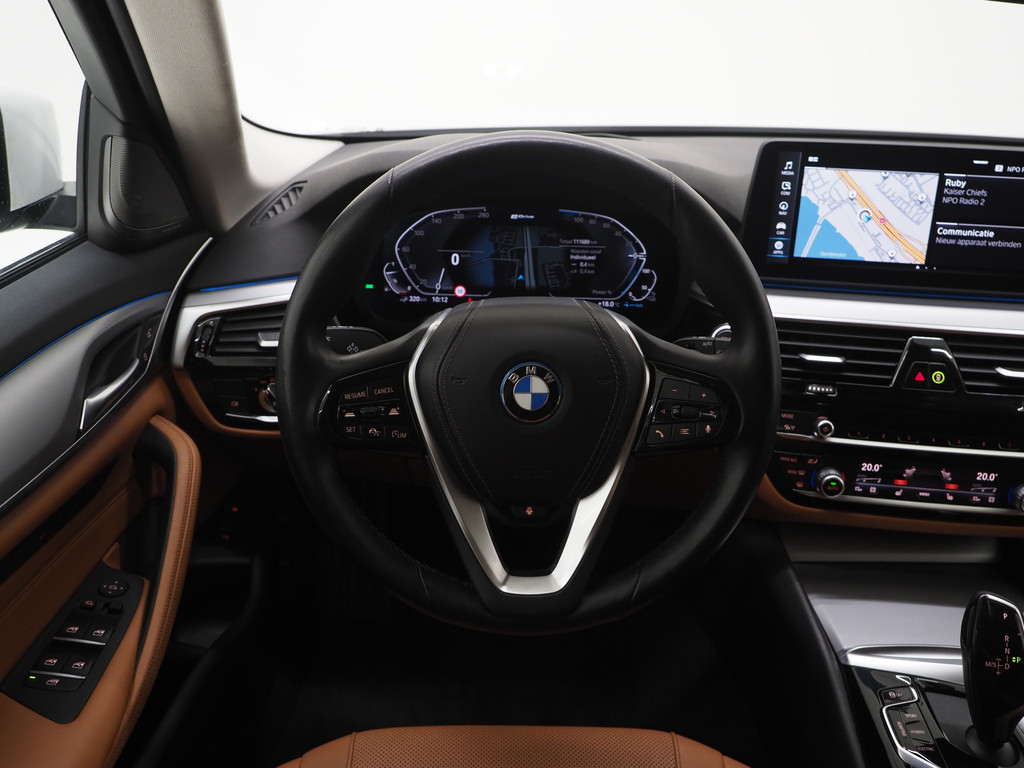 BMW 5 Serie Touring 530e High Executive 83