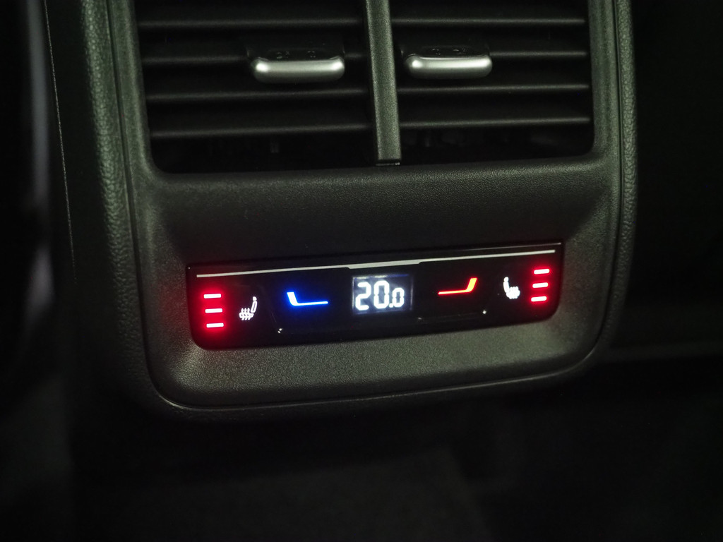 Volkswagen Passat Variant 1.5 eHybrid R-Line Black 91