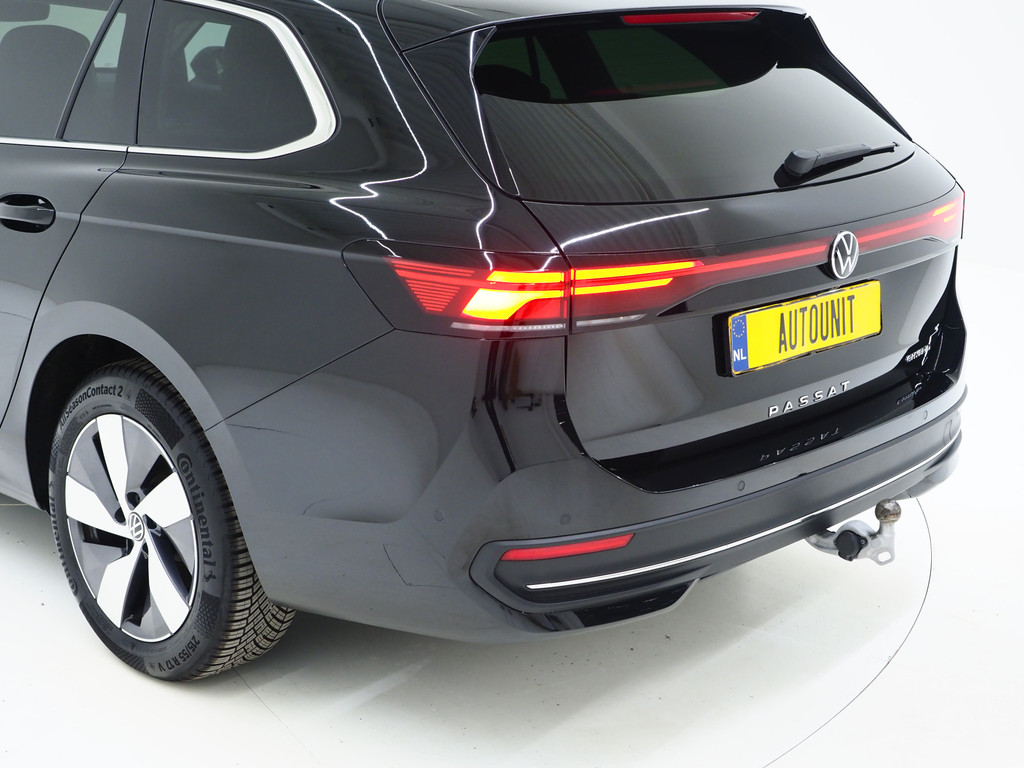 Volkswagen Passat Variant 1.5 eHybrid Business 13