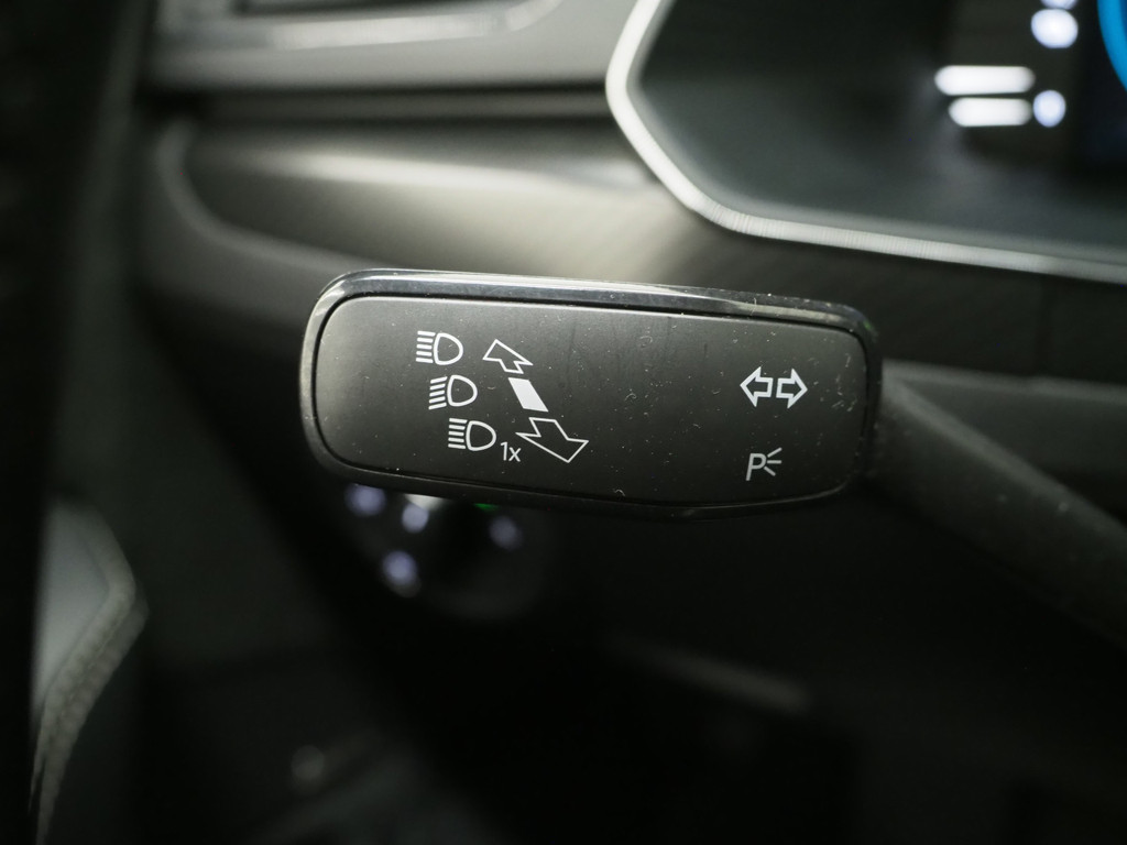Škoda Superb Combi 1.4 TSI iV Sportline 22