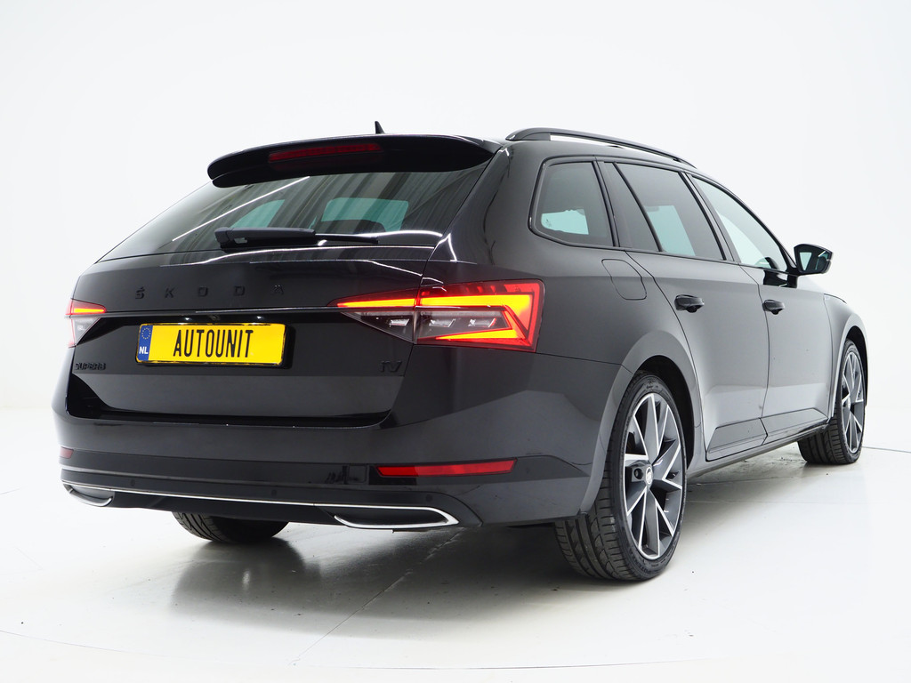 Škoda Superb Combi 1.4 TSI iV Sportline 52