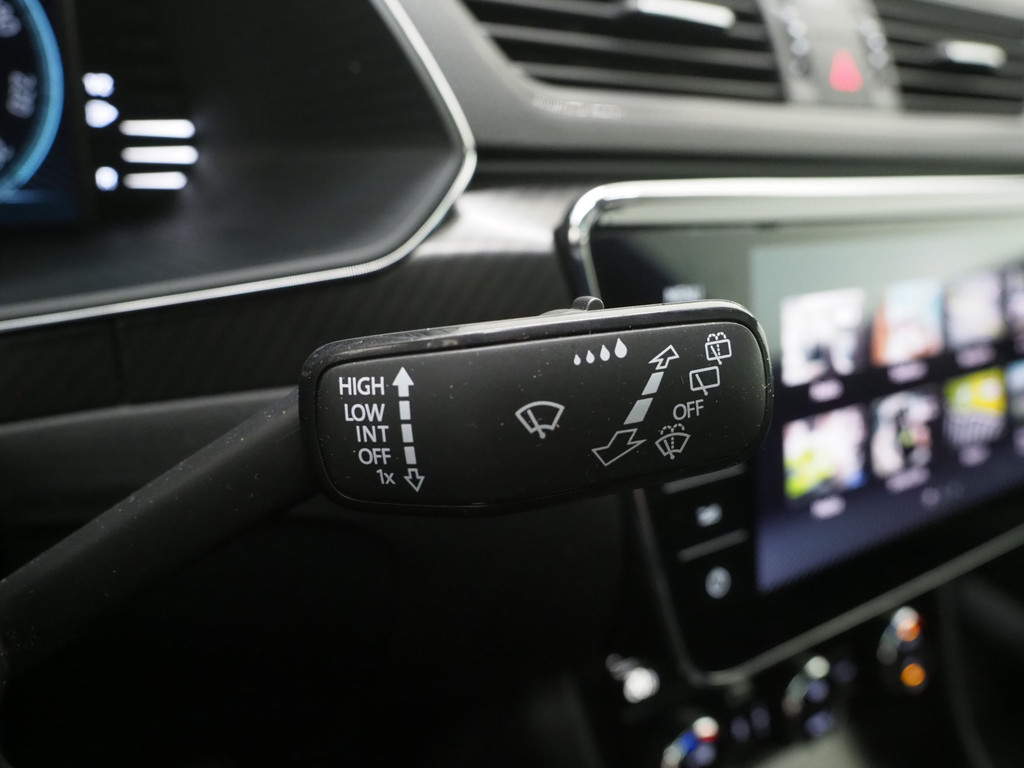 Škoda Superb Combi 1.4 TSI iV Sportline 70