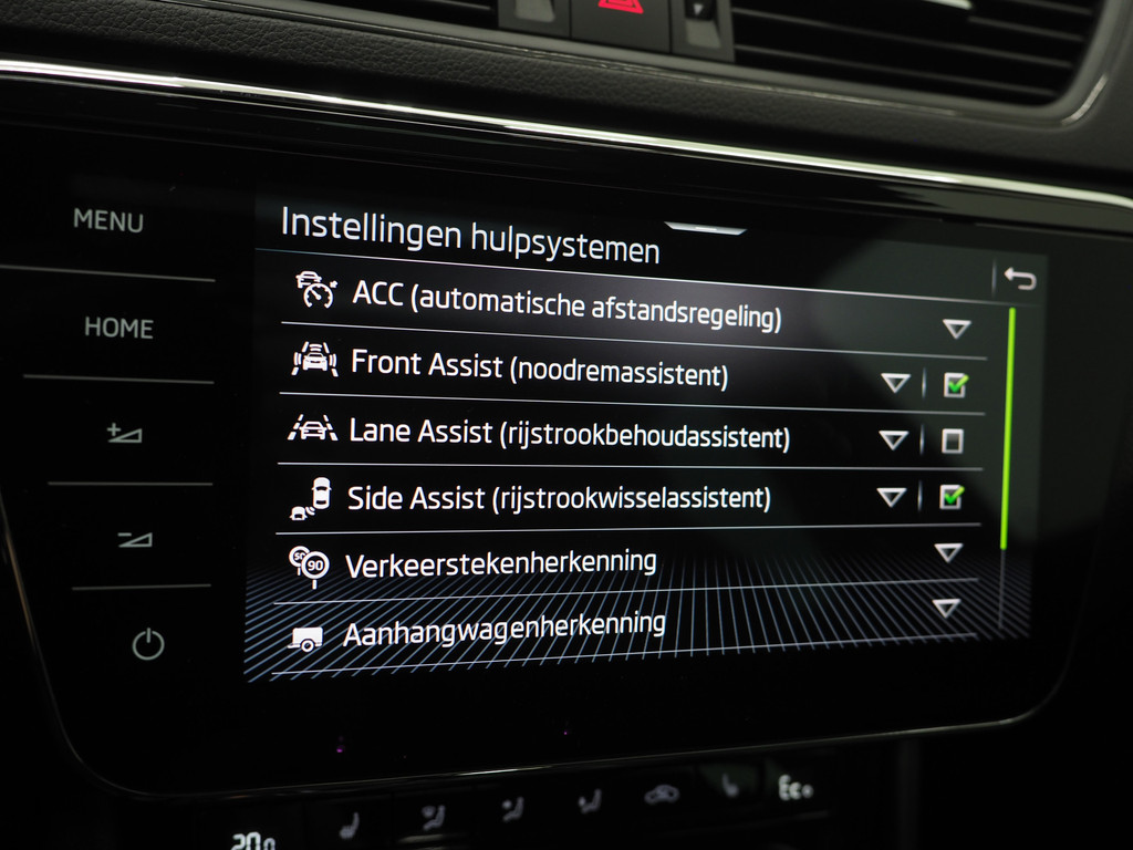 Škoda Superb Combi 1.4 TSI iV Sportline 75