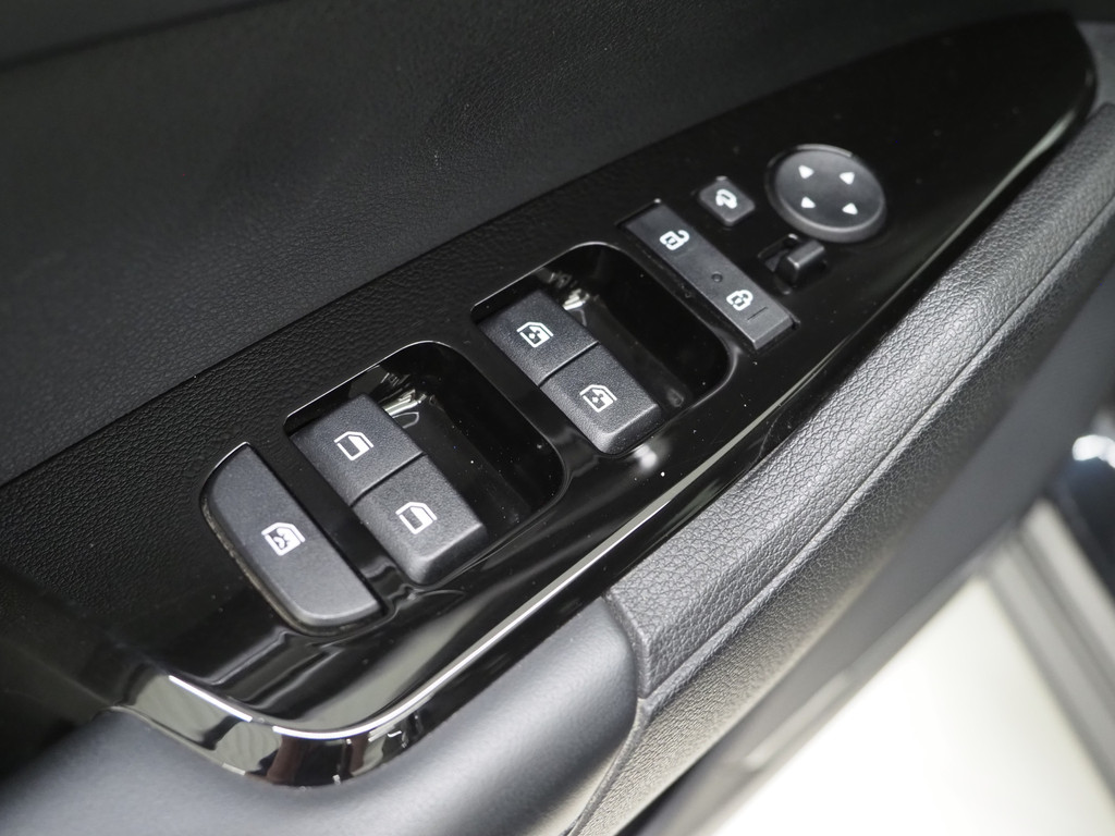 Kia Sportage 1.6 T-GDi Plug-in Hybrid AWD DynamicLine 58