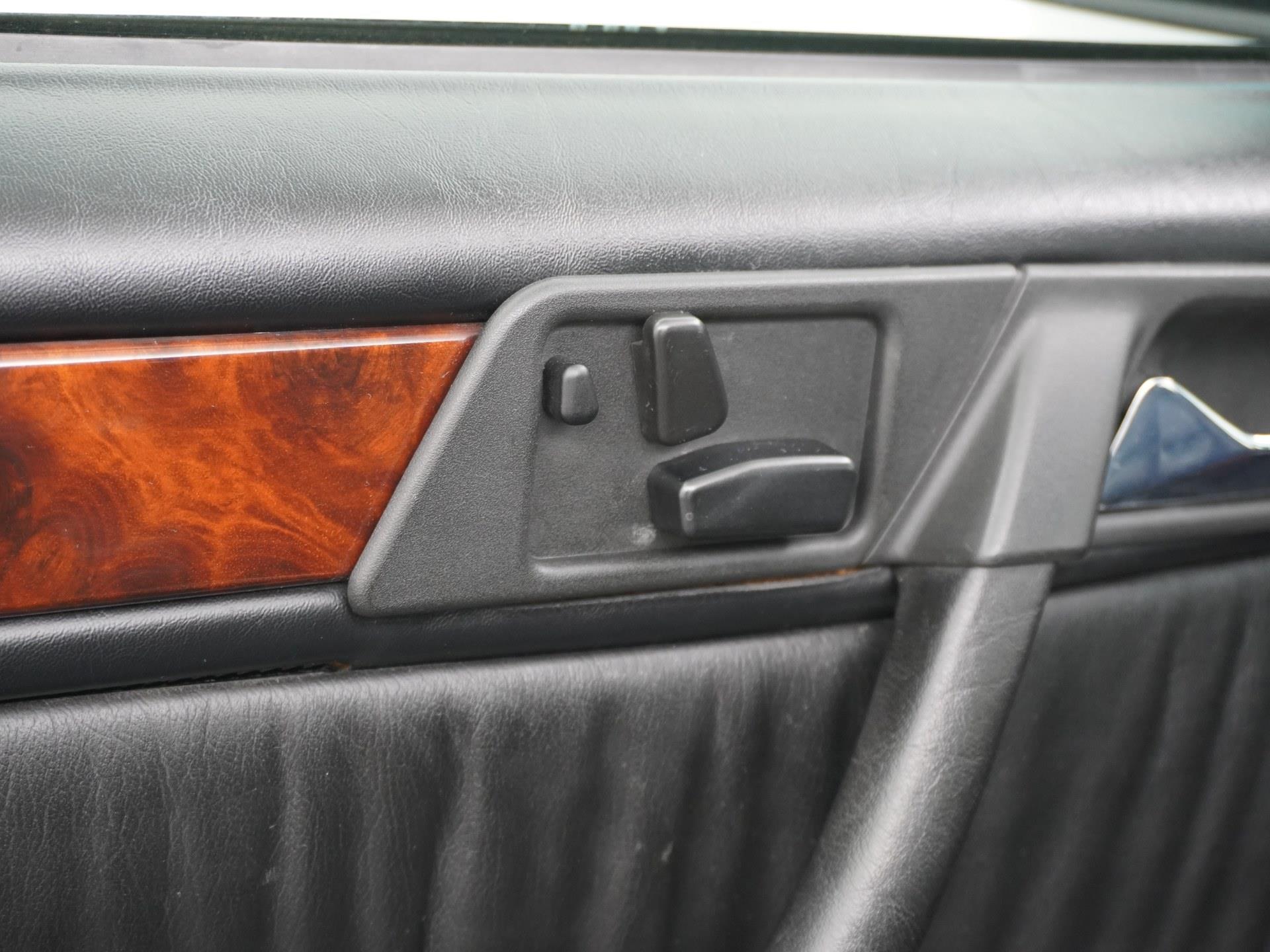 Mercedes-Benz E-Klasse E500 500E Schuifdak Becker Navigatie Leder Cruise 10