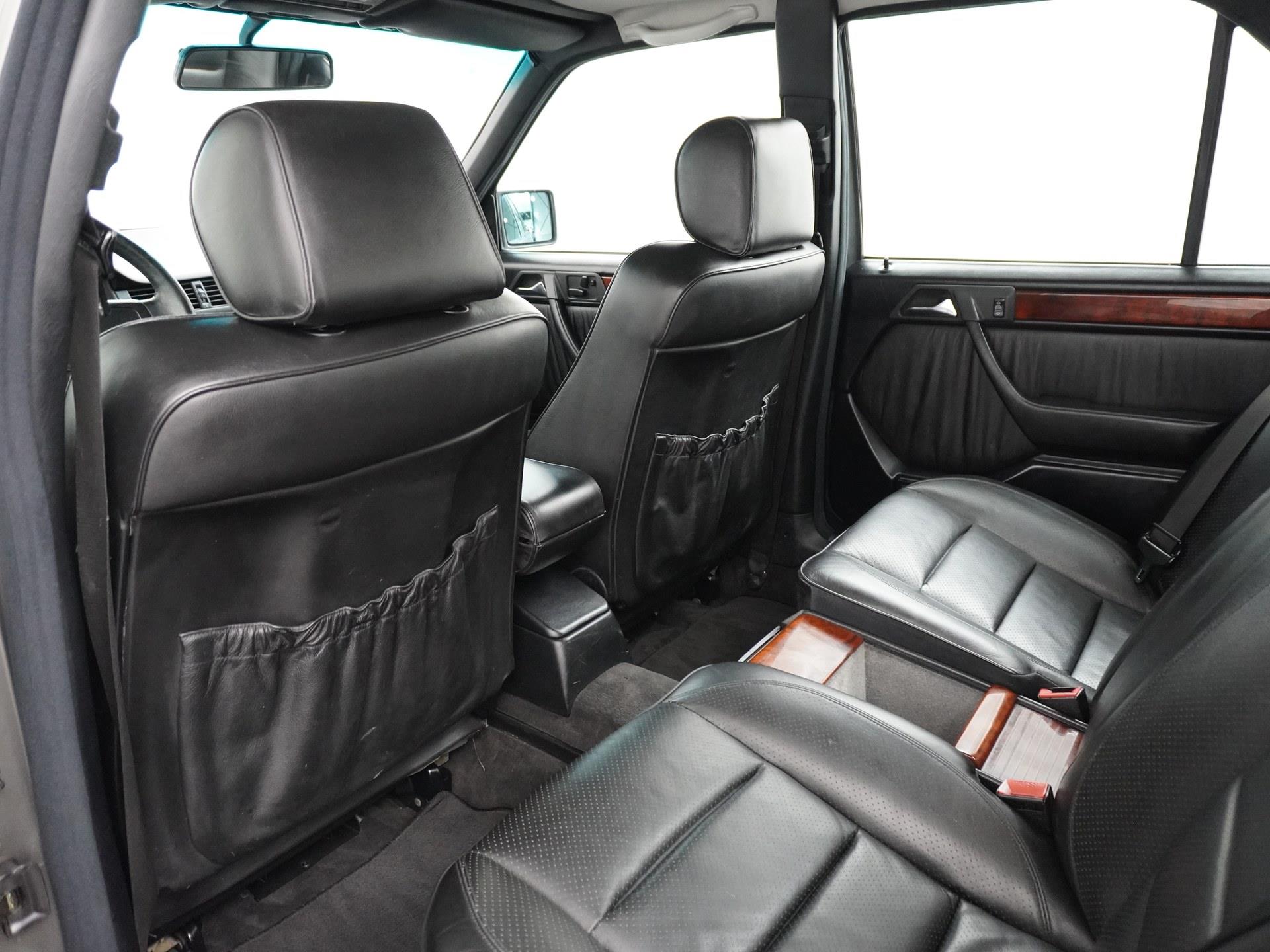 Mercedes-Benz E-Klasse E500 500E Schuifdak Becker Navigatie Leder Cruise 13