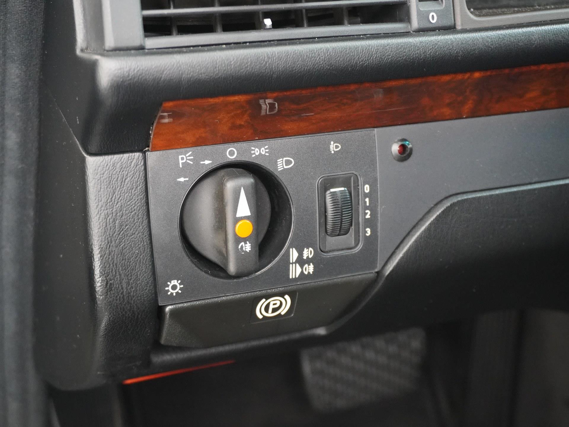 Mercedes-Benz E-Klasse E500 500E Schuifdak Becker Navigatie Leder Cruise 18