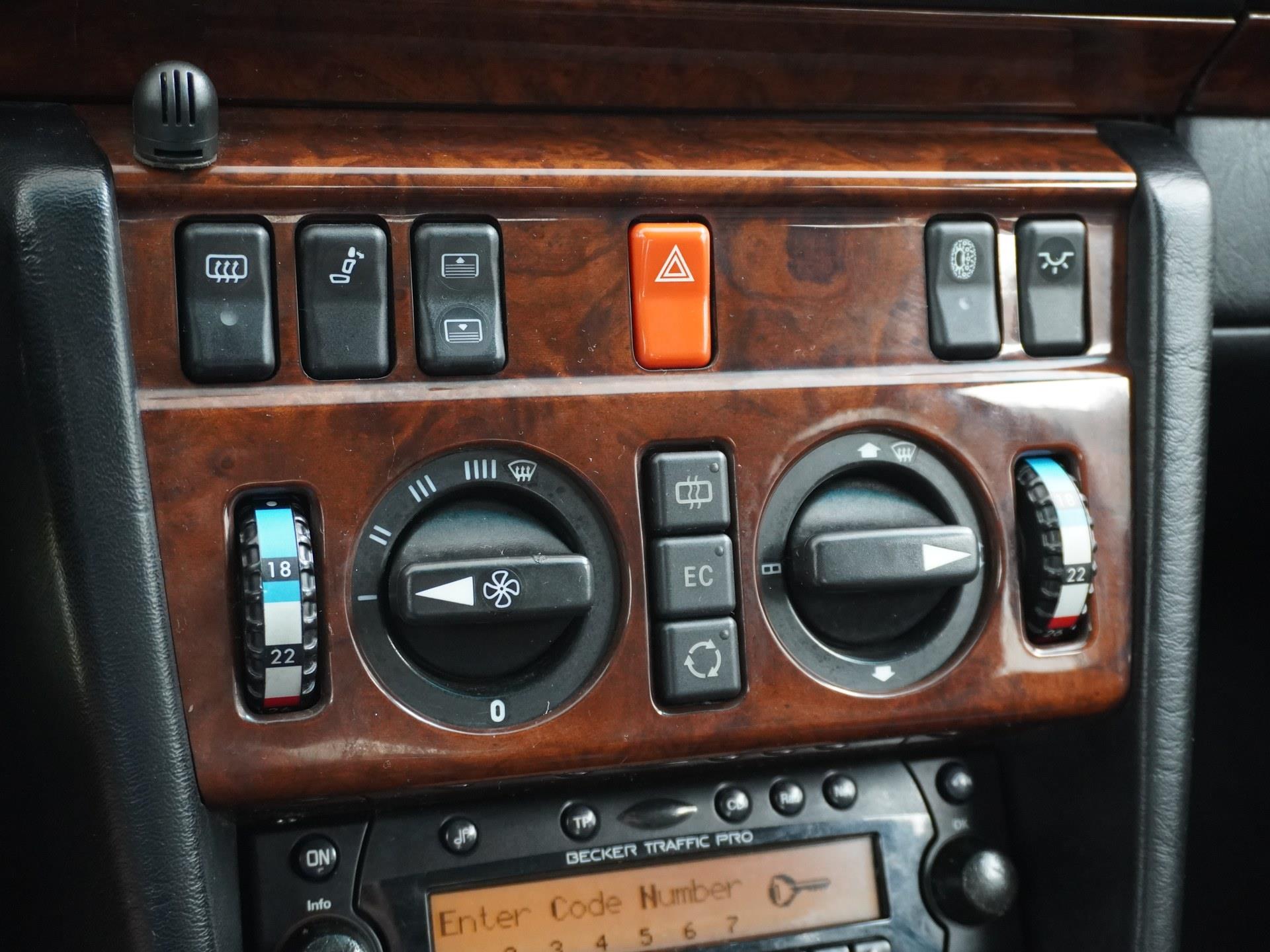 Mercedes-Benz E-Klasse E500 500E Schuifdak Becker Navigatie Leder Cruise 22