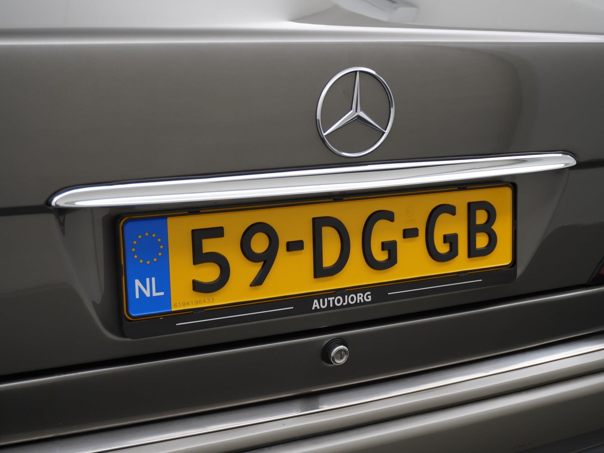 Mercedes-Benz E-Klasse E500 500E Schuifdak Becker Navigatie Leder Cruise 5