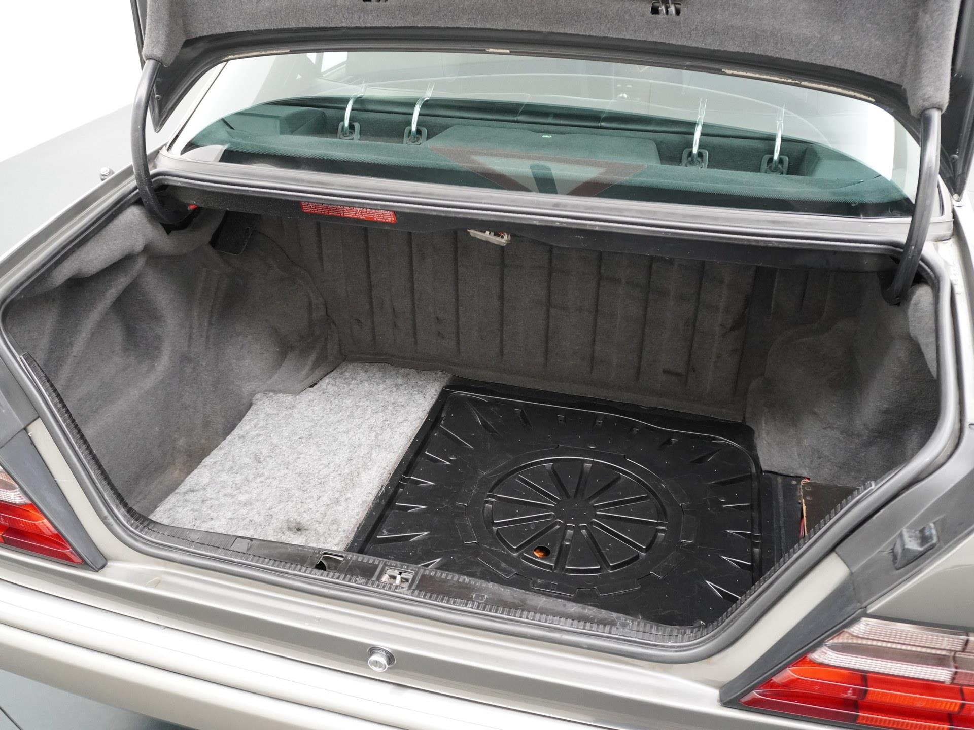 Mercedes-Benz E-Klasse E500 500E Schuifdak Becker Navigatie Leder Cruise 6