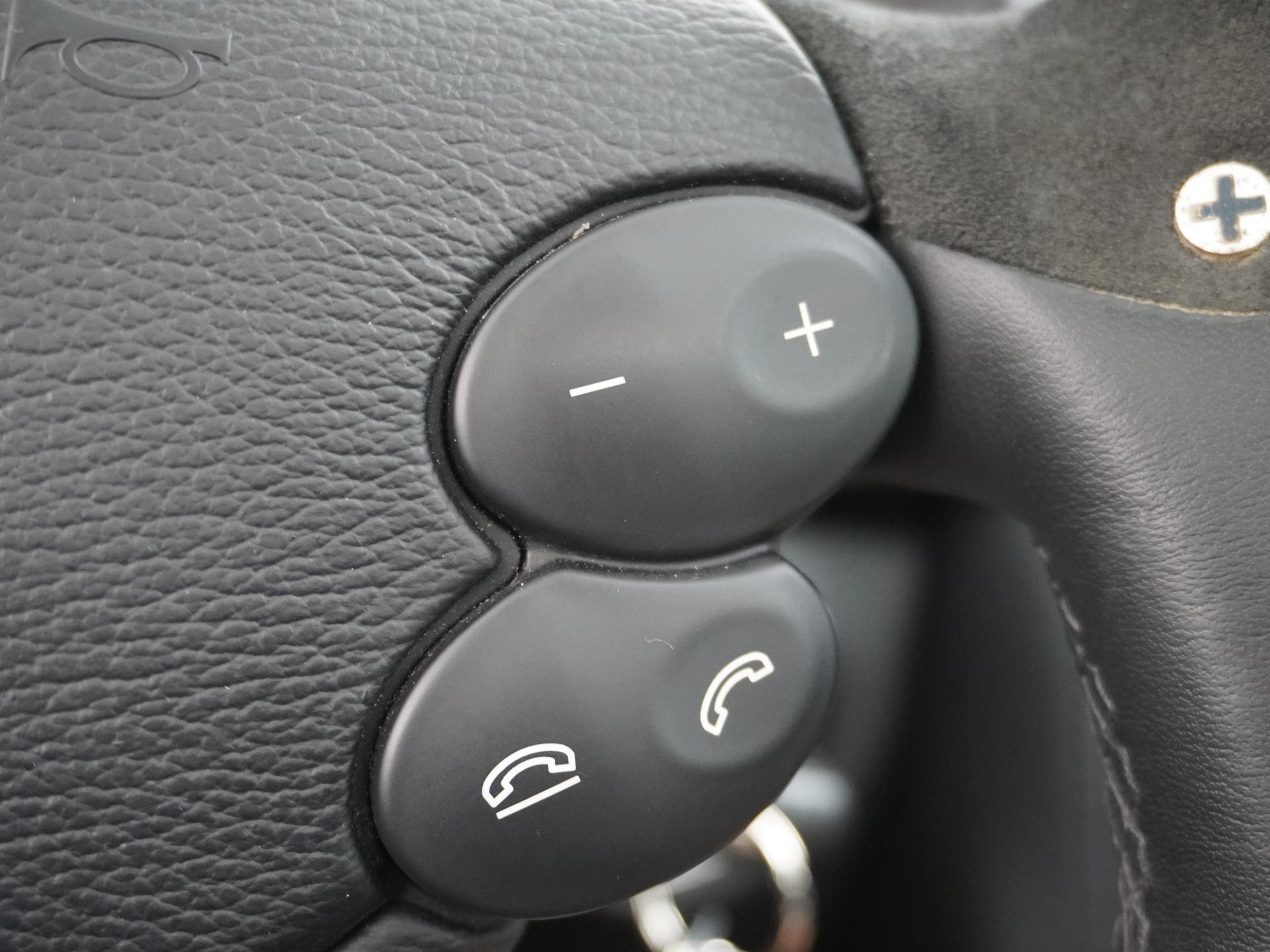 Mercedes-Benz CLS-Klasse AMG 55 32