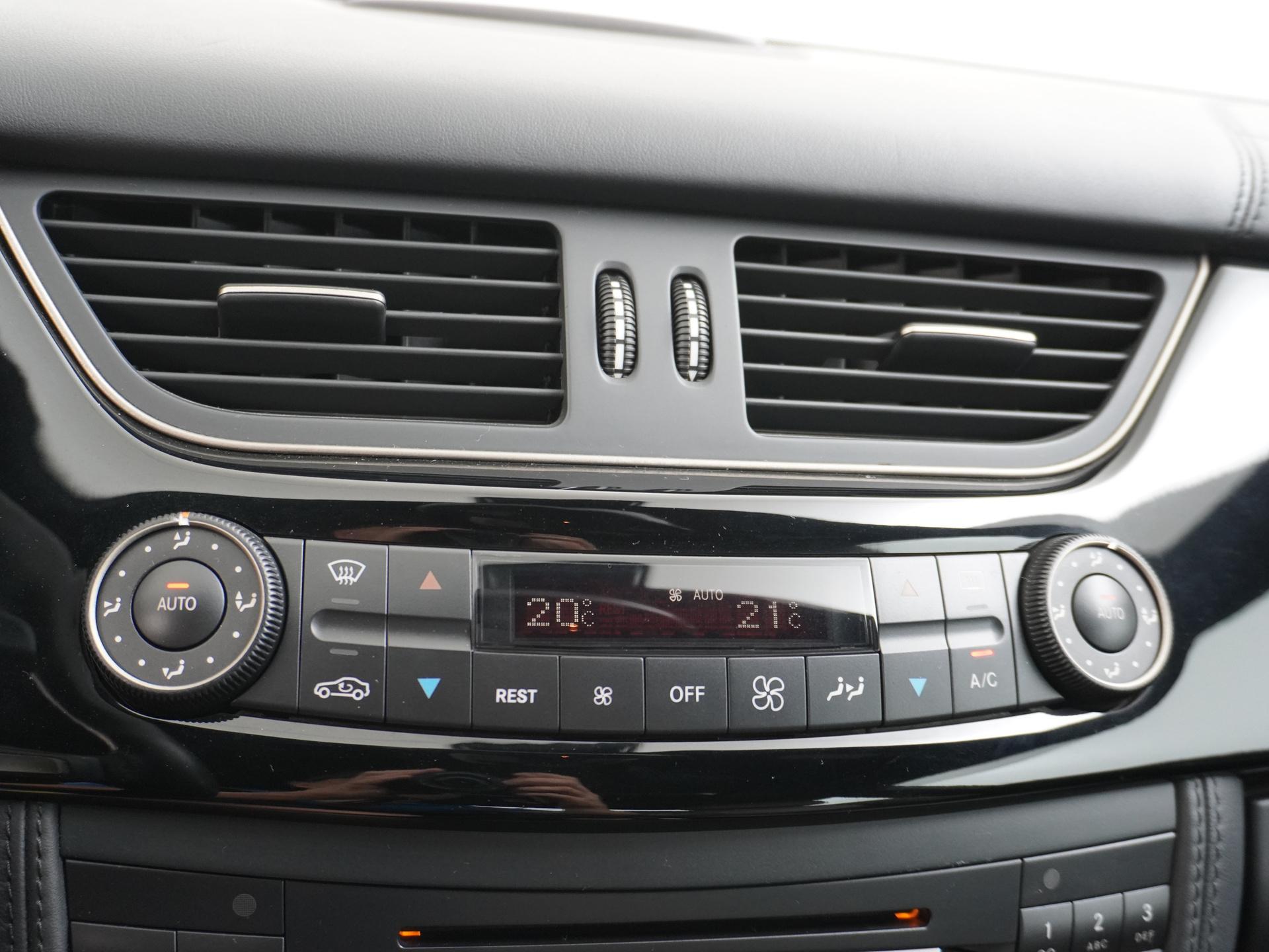 Mercedes-Benz CLS-Klasse AMG 55 34