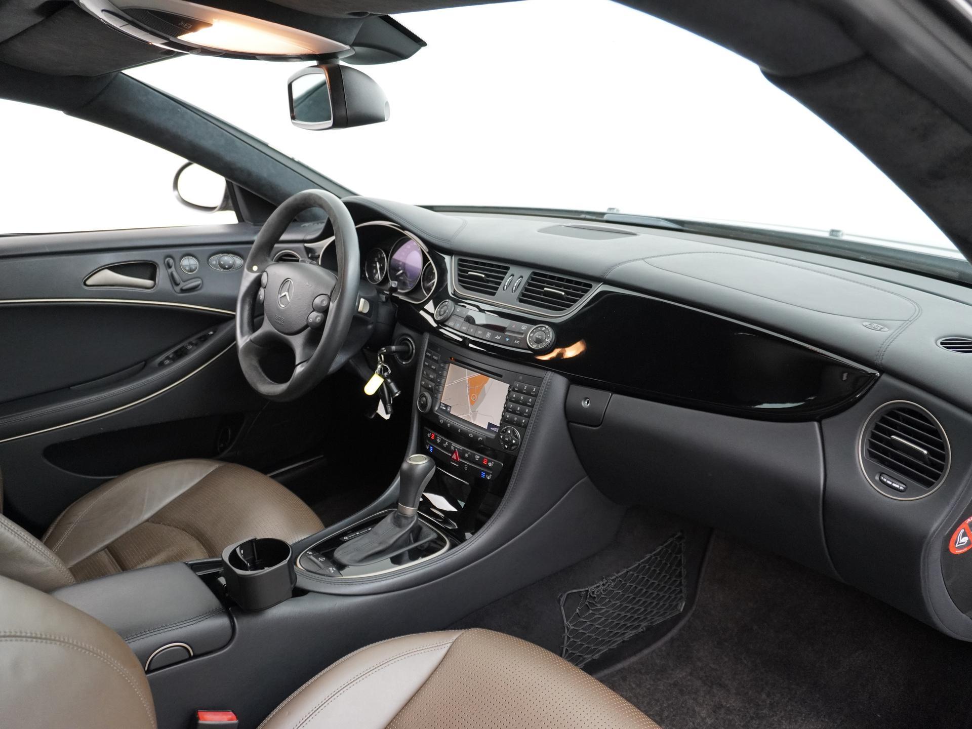 Mercedes-Benz CLS-Klasse AMG 55 44