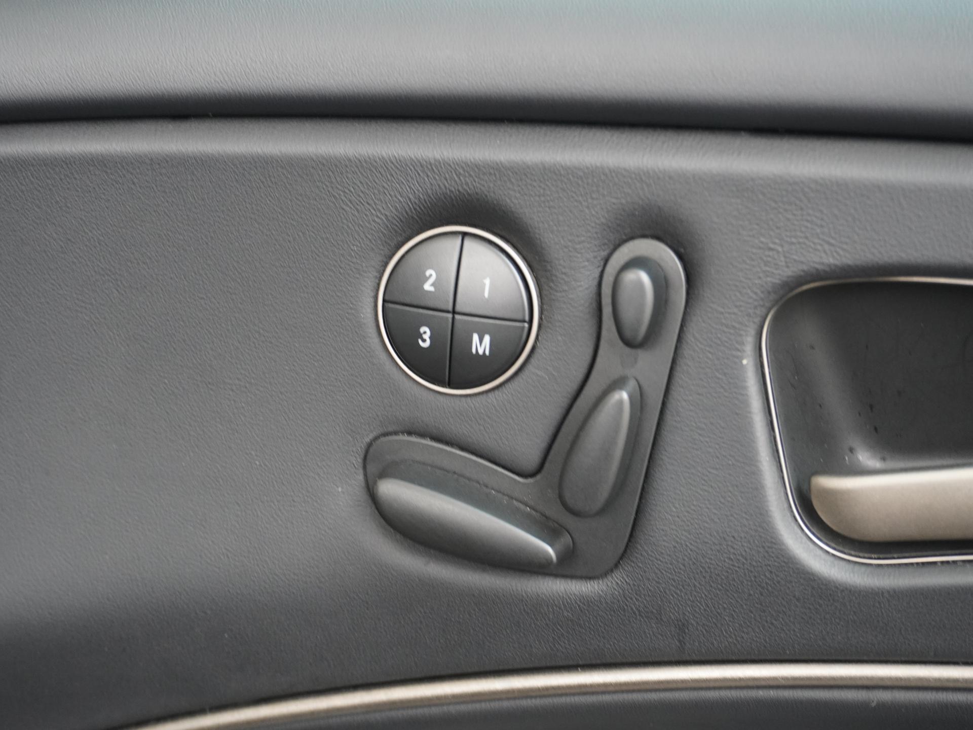 Mercedes-Benz CLS-Klasse AMG 55 46