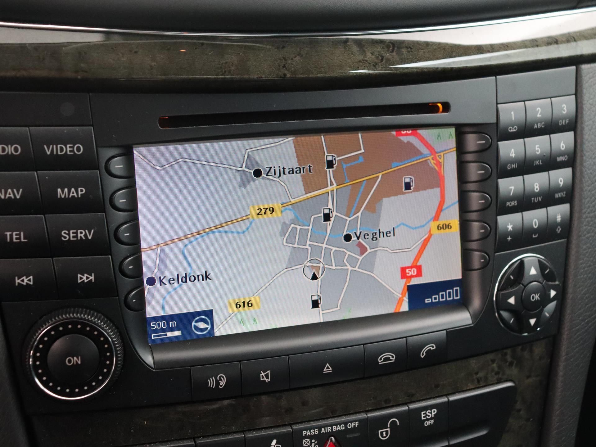 Mercedes-Benz E-Klasse 280 Avantgarde Select 13