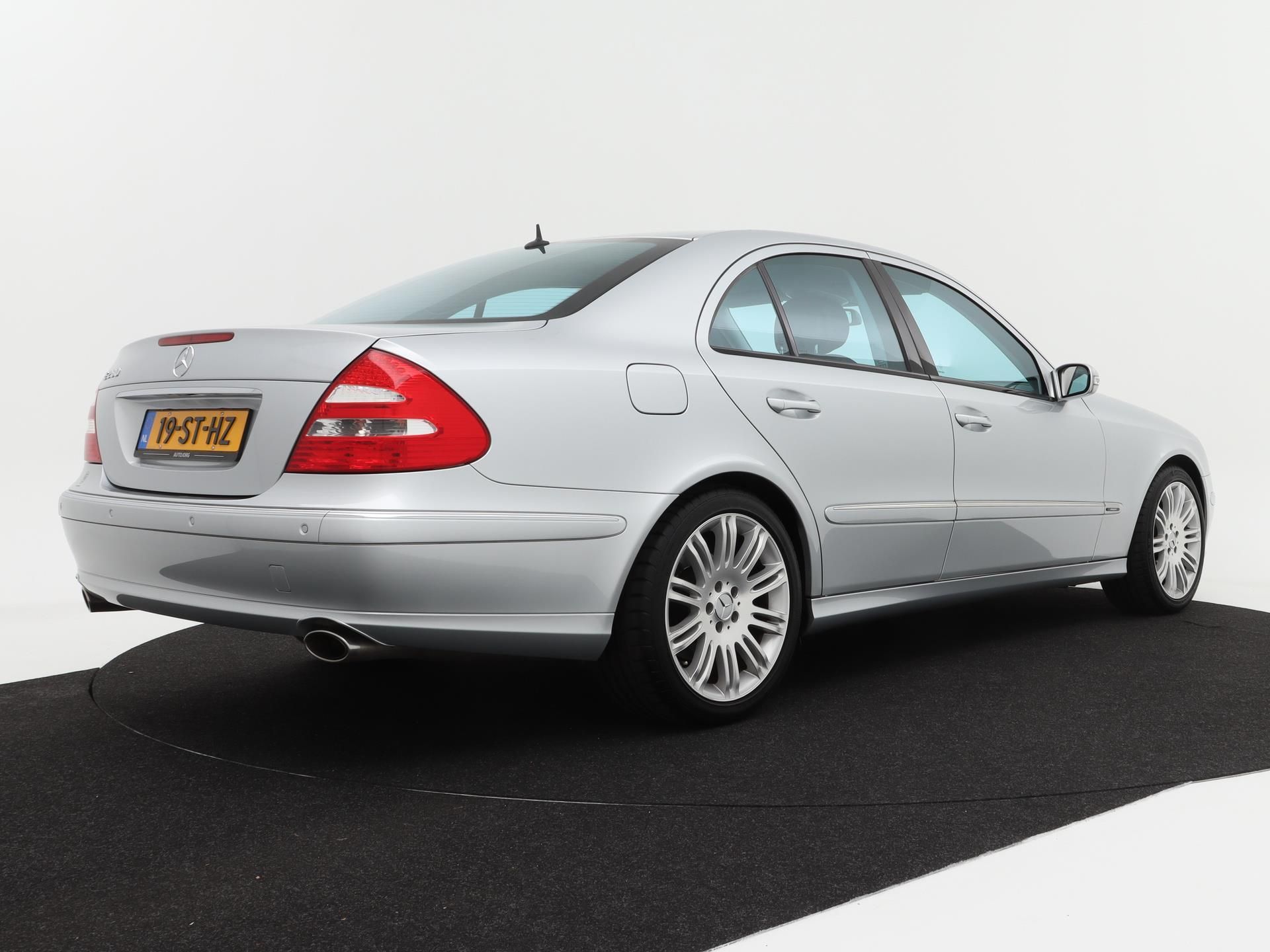 Mercedes-Benz E-Klasse 280 Avantgarde Select 2