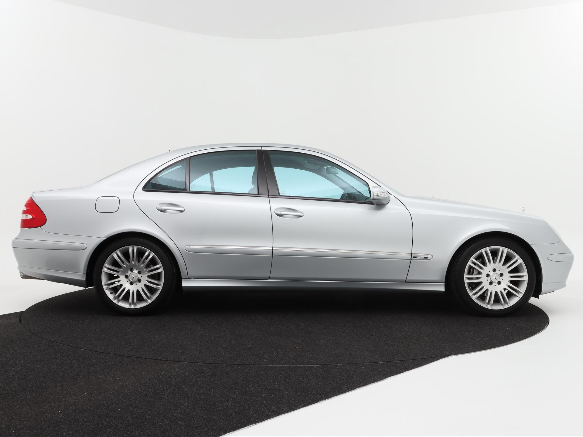 Mercedes-Benz E-Klasse 280 Avantgarde Select 26