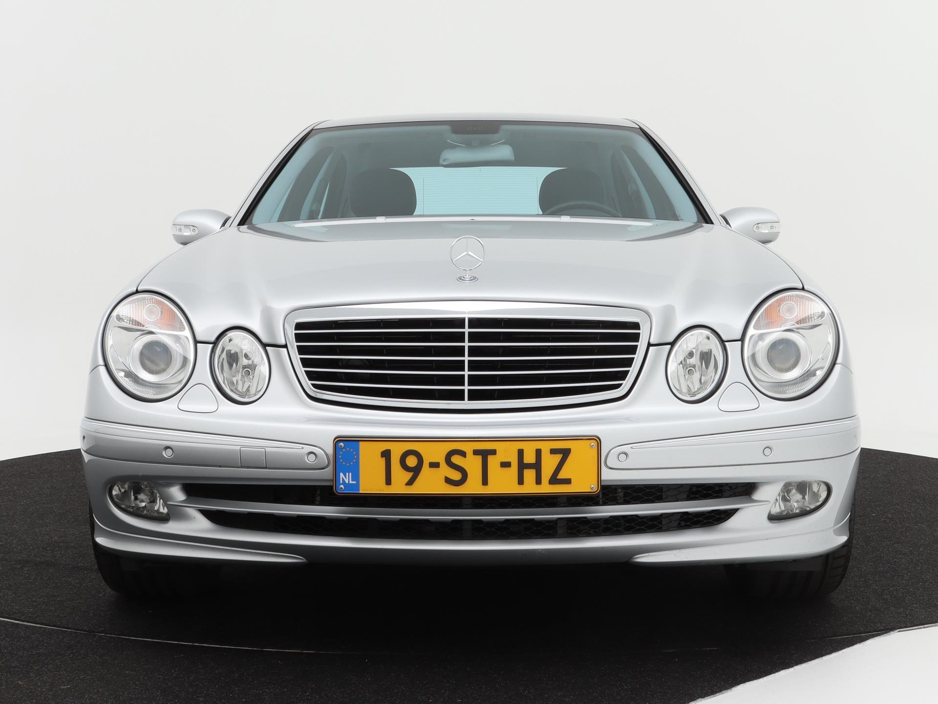 Mercedes-Benz E-Klasse 280 Avantgarde Select 27