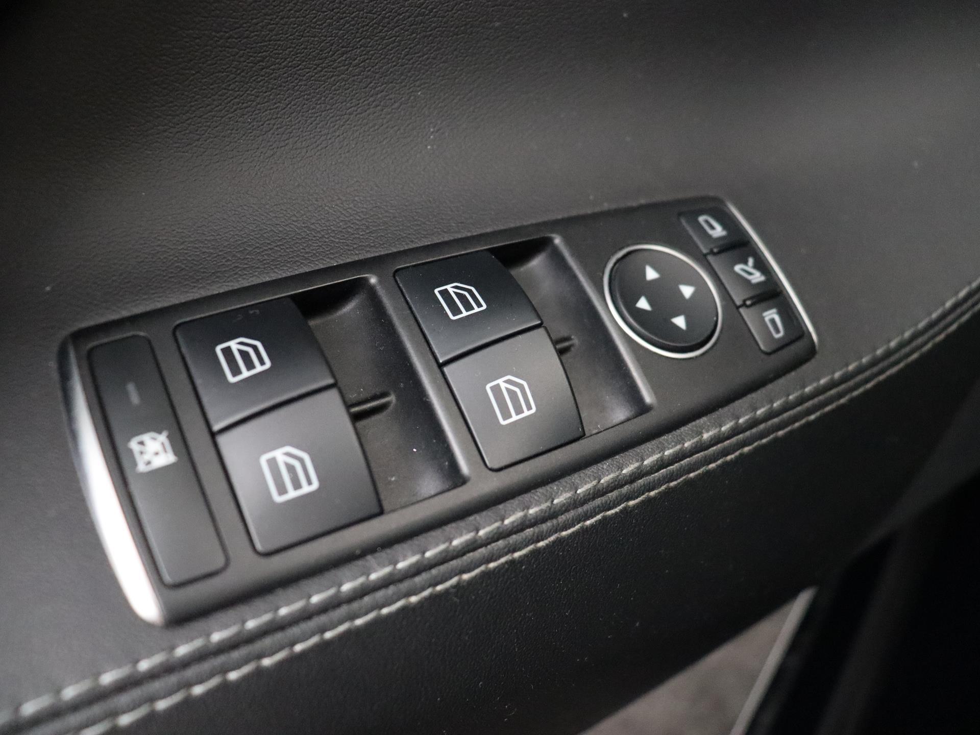 Tesla Model S 85 Base 38