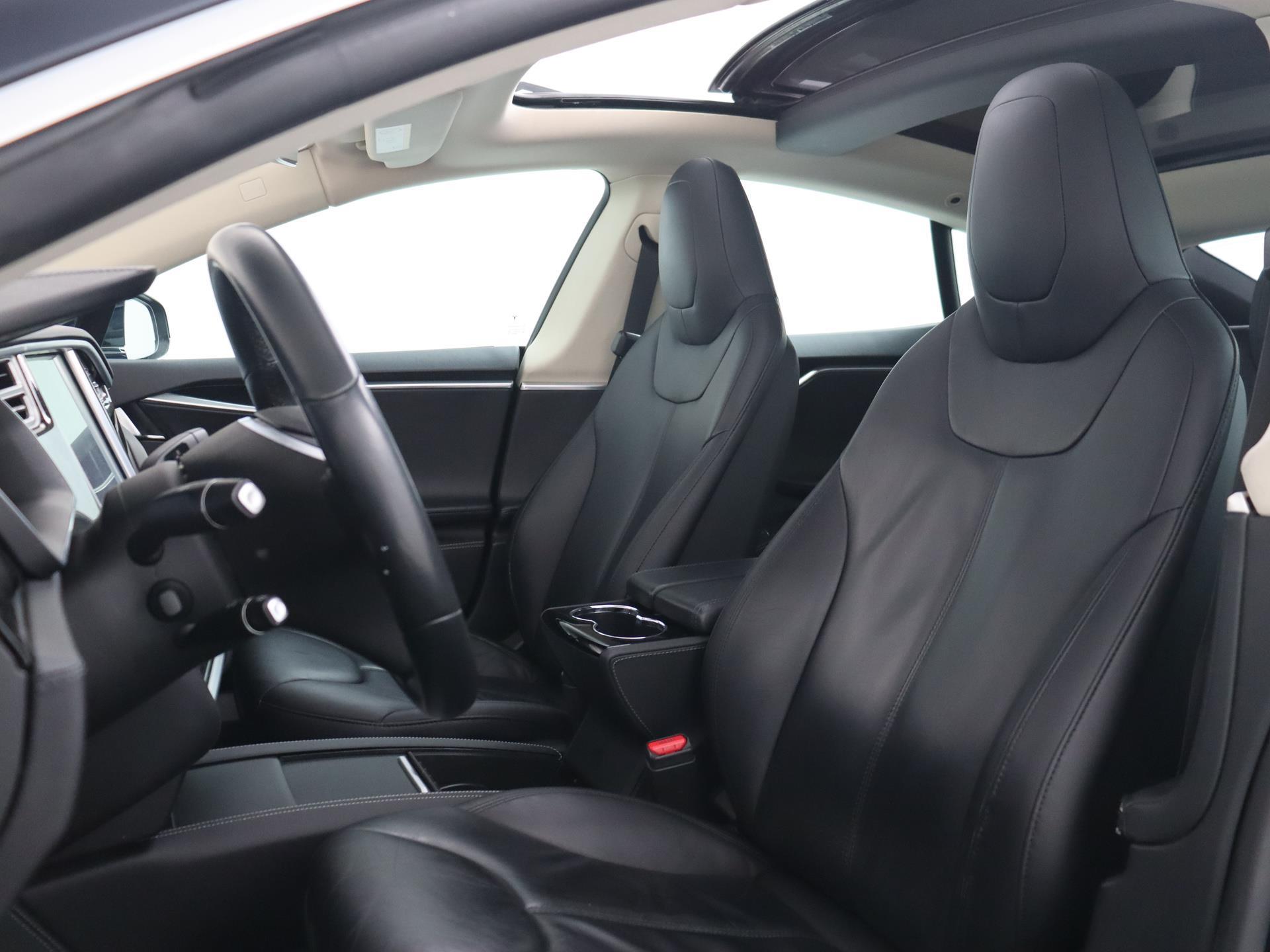 Tesla Model S 85 Base 8