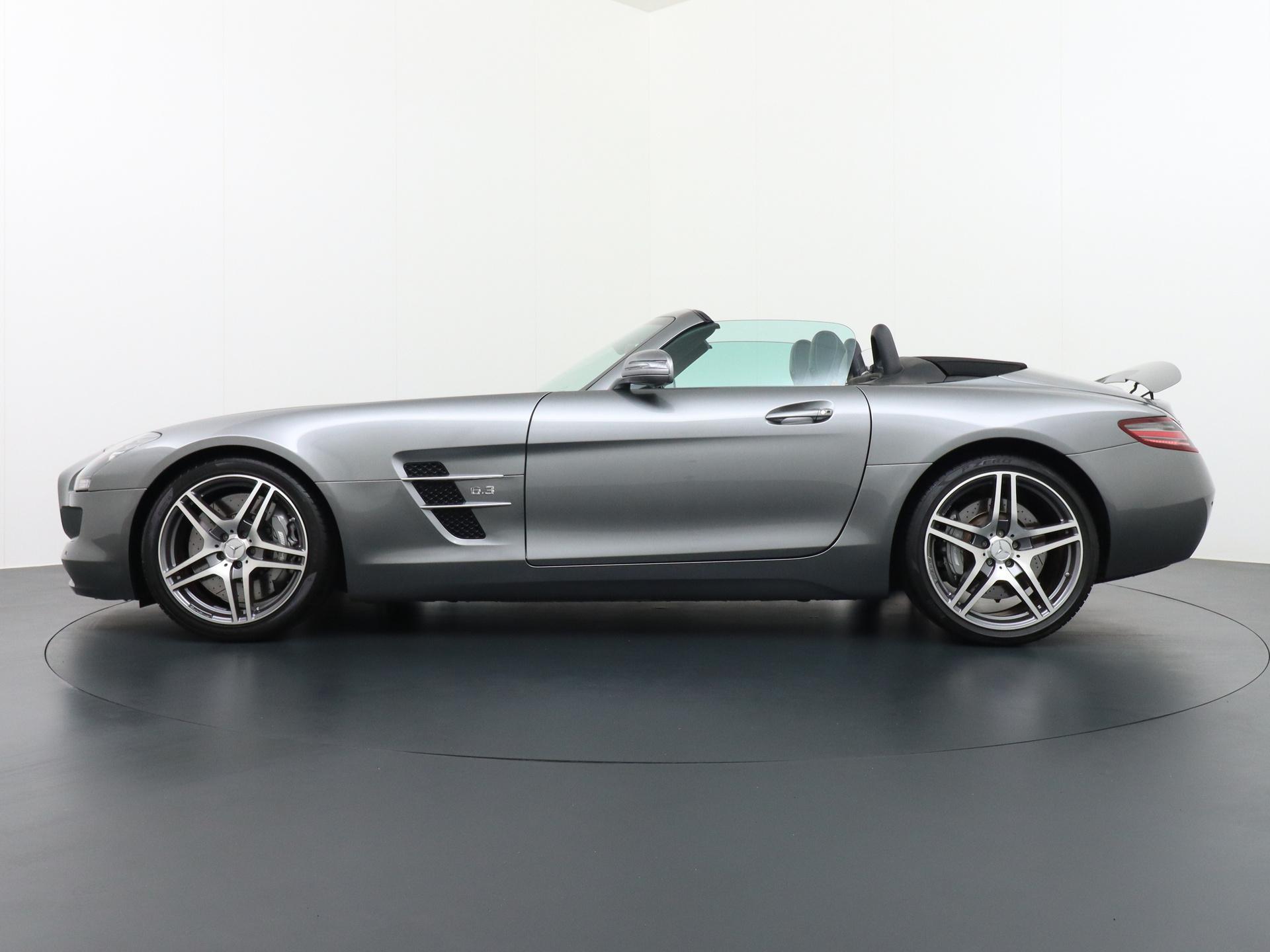 Mercedes-Benz SLS Roadster 6.3 AMG 1