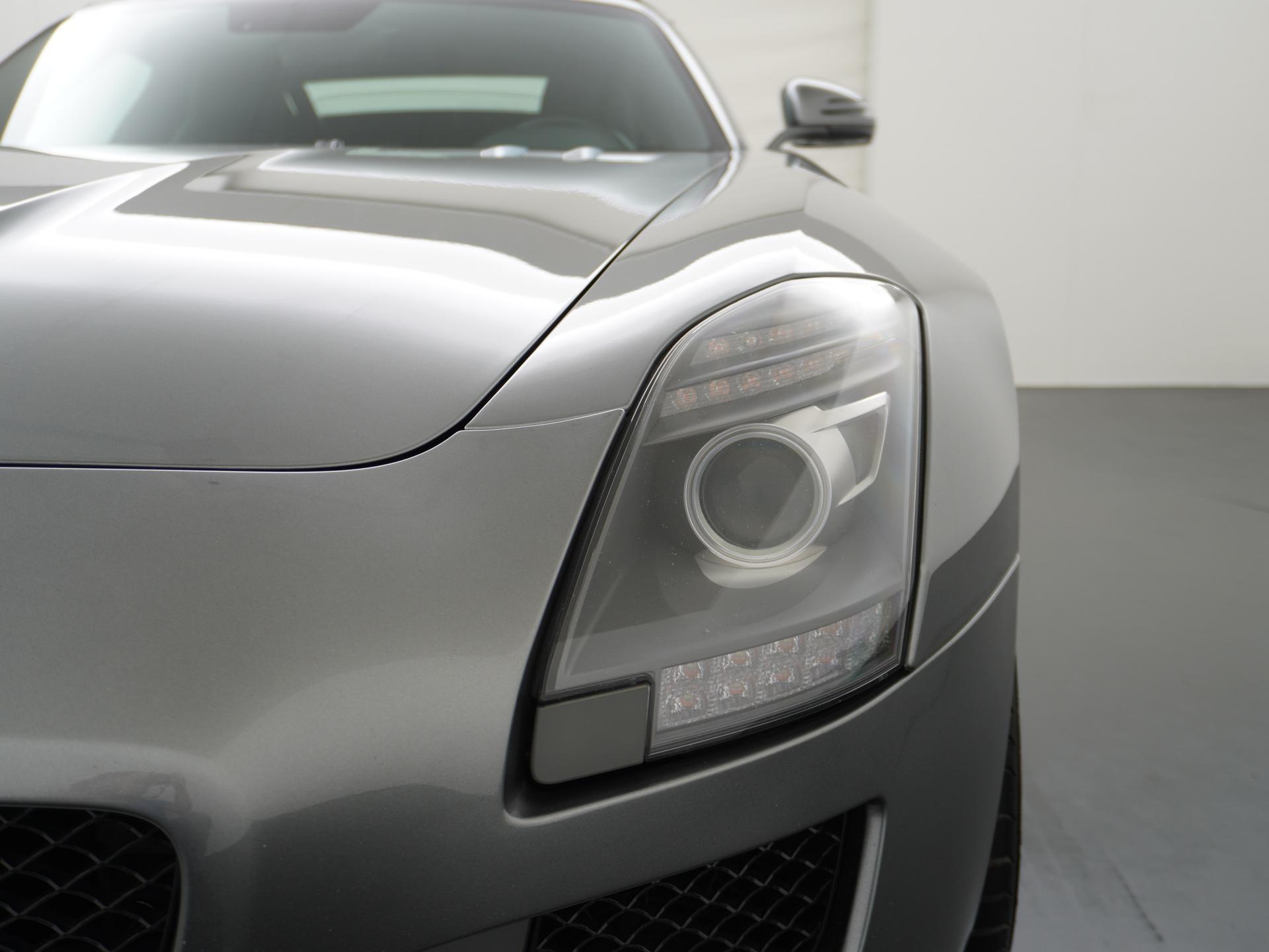 Mercedes-Benz SLS Roadster 6.3 AMG 15