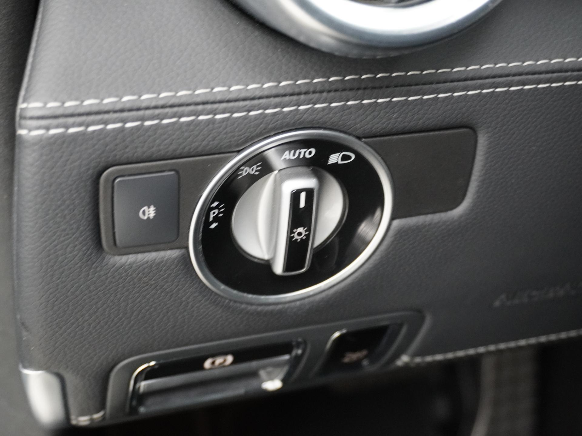 Mercedes-Benz SLS Roadster 6.3 AMG 23