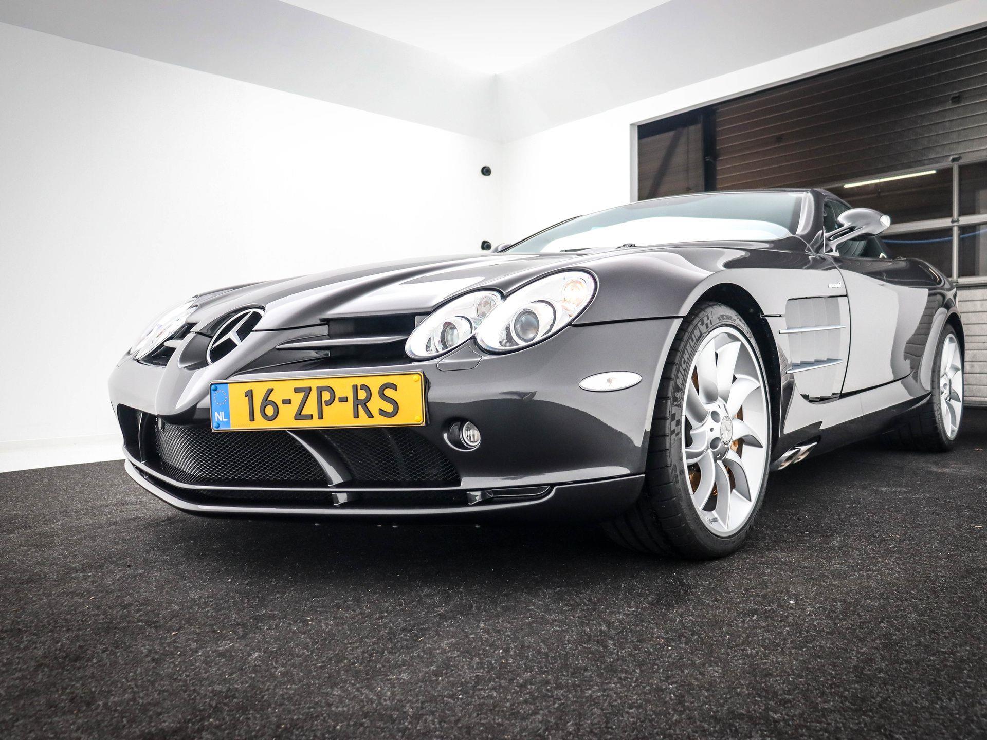 Mercedes-Benz SLR 5.4 V8 McLaren 13