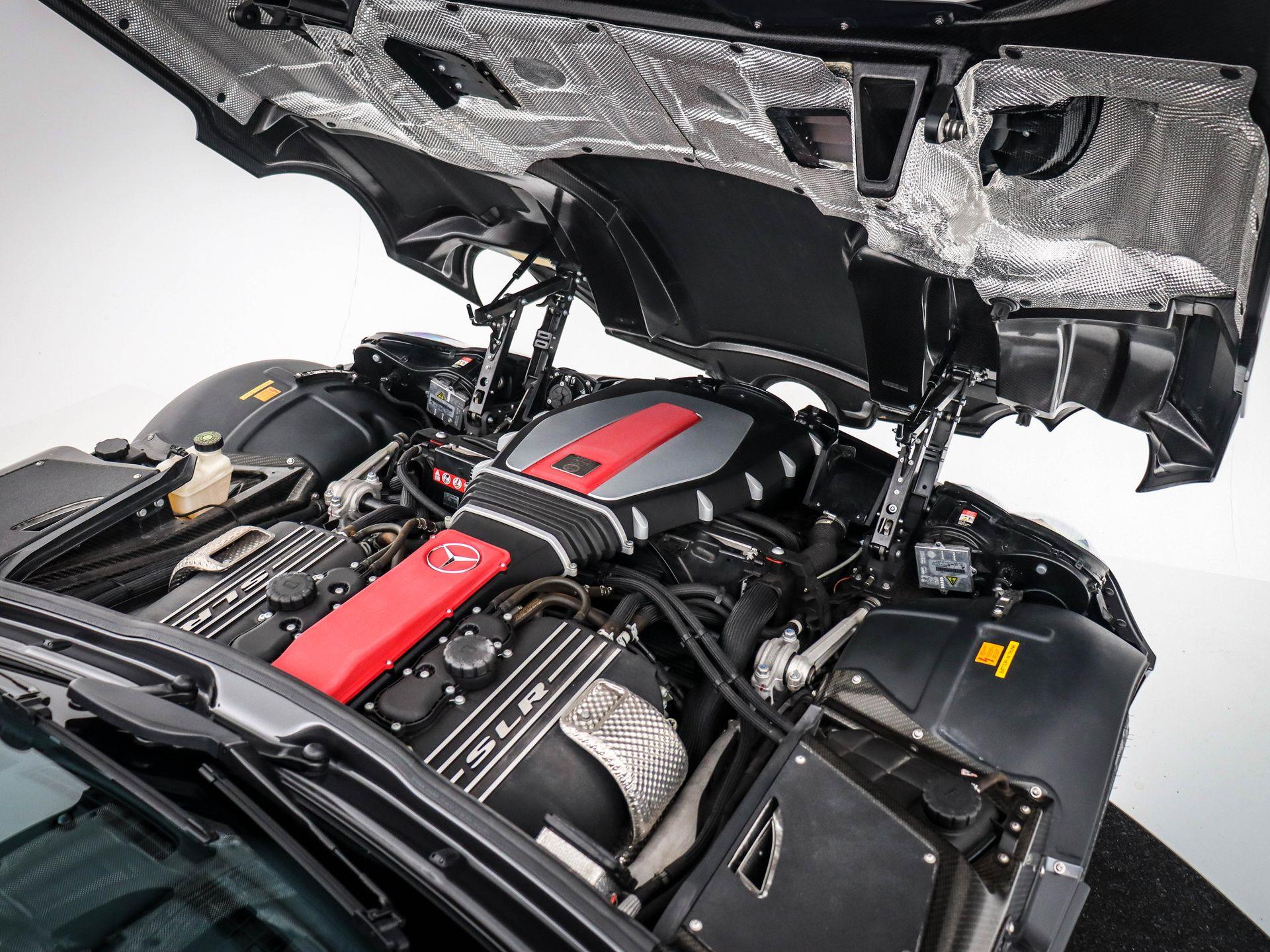 Mercedes-Benz SLR 5.4 V8 McLaren 31