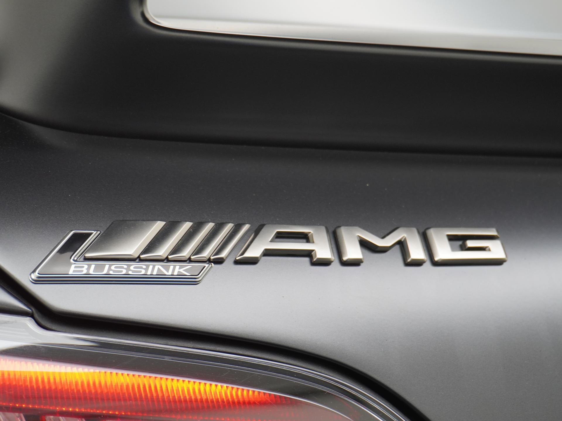 Mercedes-Benz AMG GT R Speedlegend Limited Edition built by HWA AG: no. 1 of 5 12