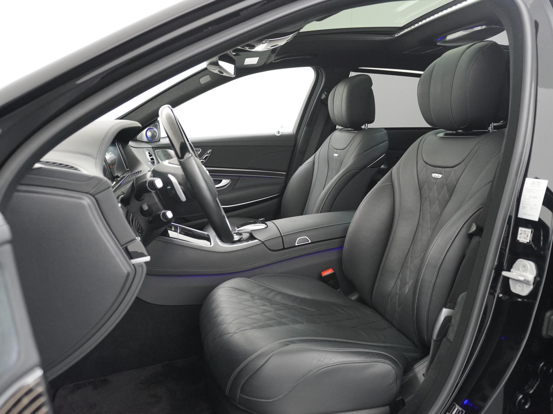 Mercedes-Benz S-Klasse 600 MAYBACH 23