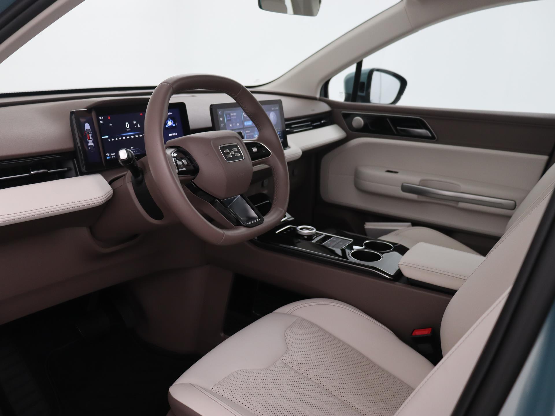 Aiways U5 63kWh Showroom 5