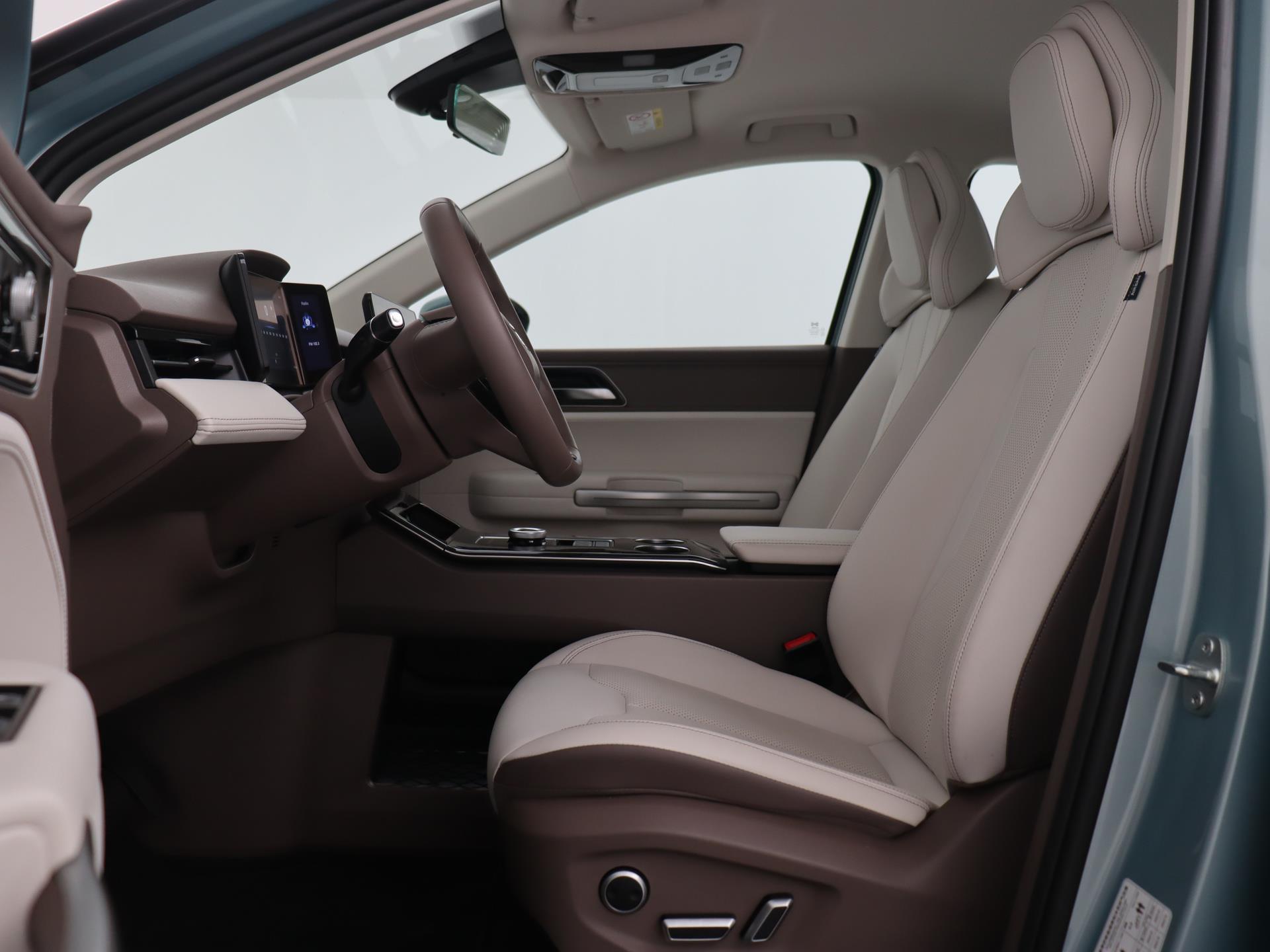 Aiways U5 63kWh Showroom 6