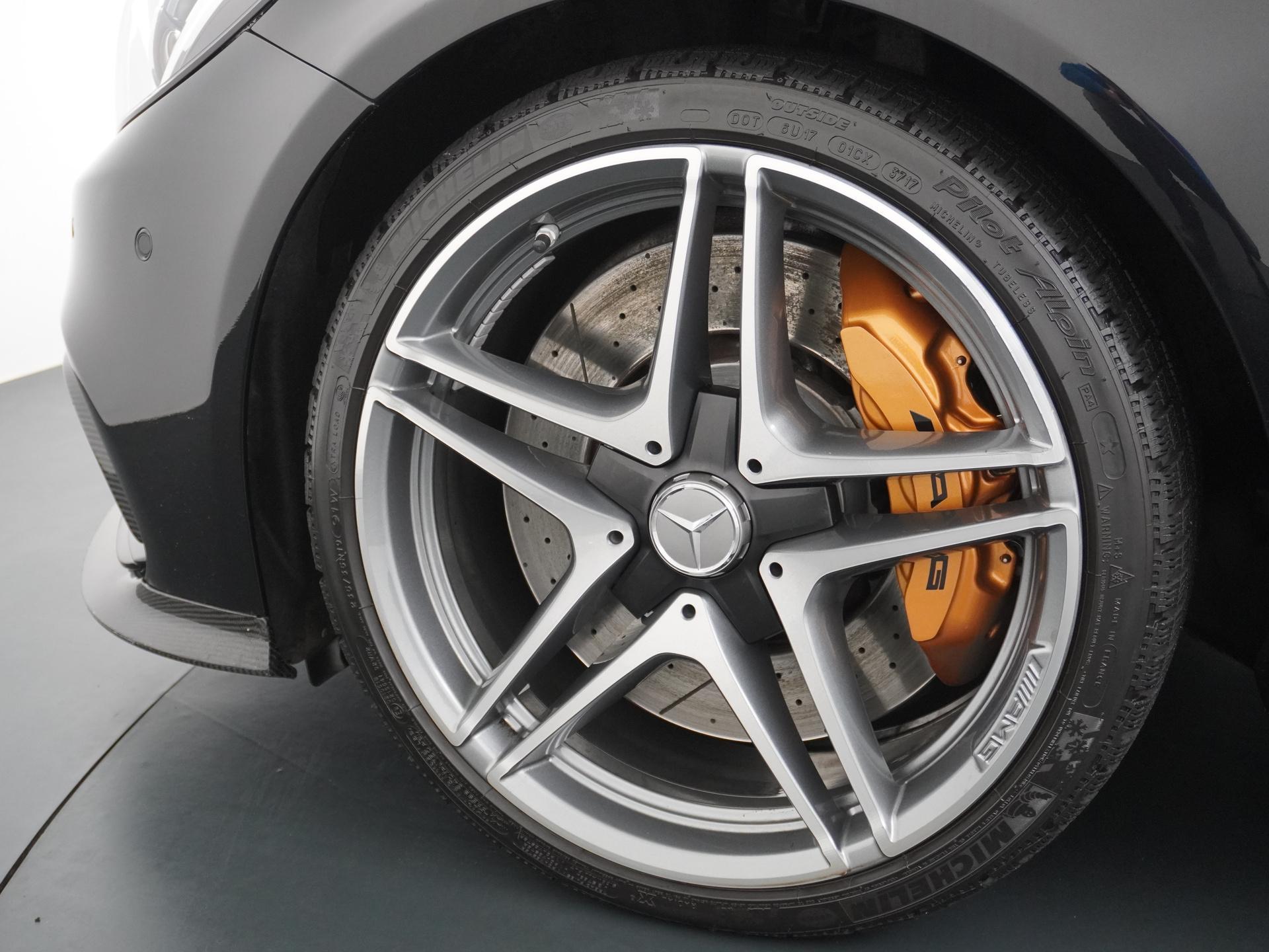 Mercedes-Benz C-Klasse Estate AMG 63 S 11