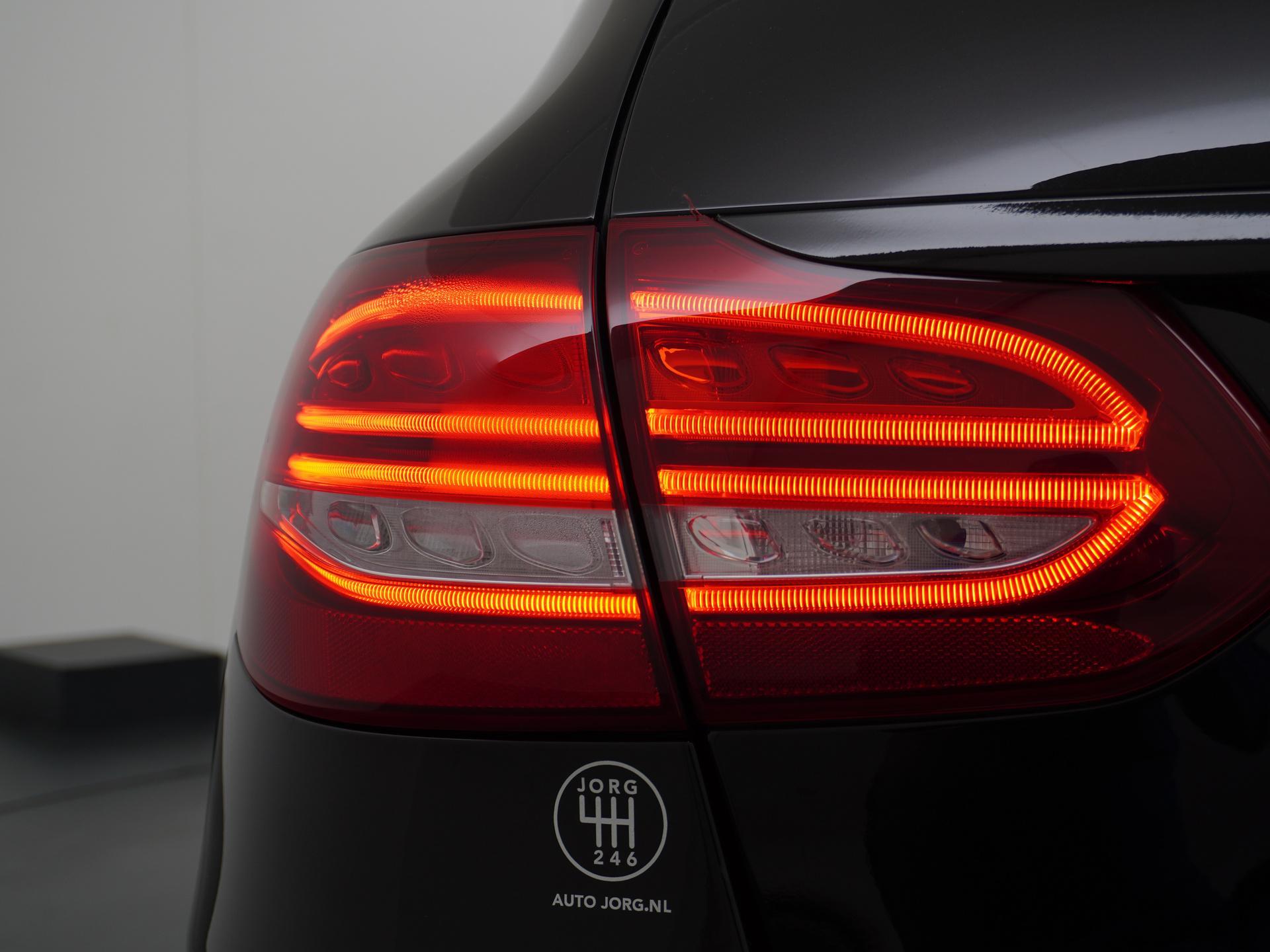 Mercedes-Benz C-Klasse Estate AMG 63 S 13