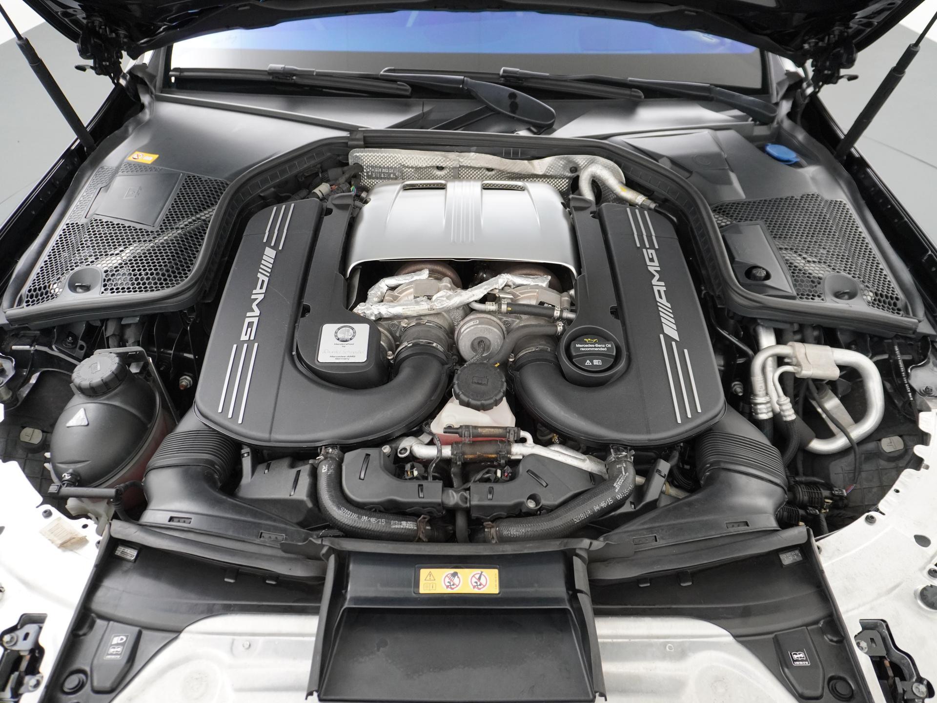 Mercedes-Benz C-Klasse Estate AMG 63 S 17