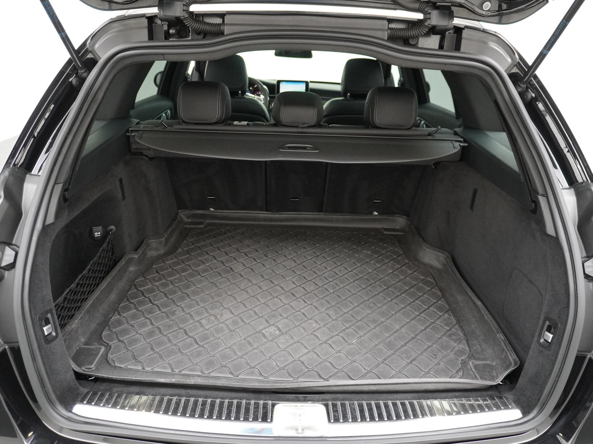 Mercedes-Benz C-Klasse Estate AMG 63 S 42