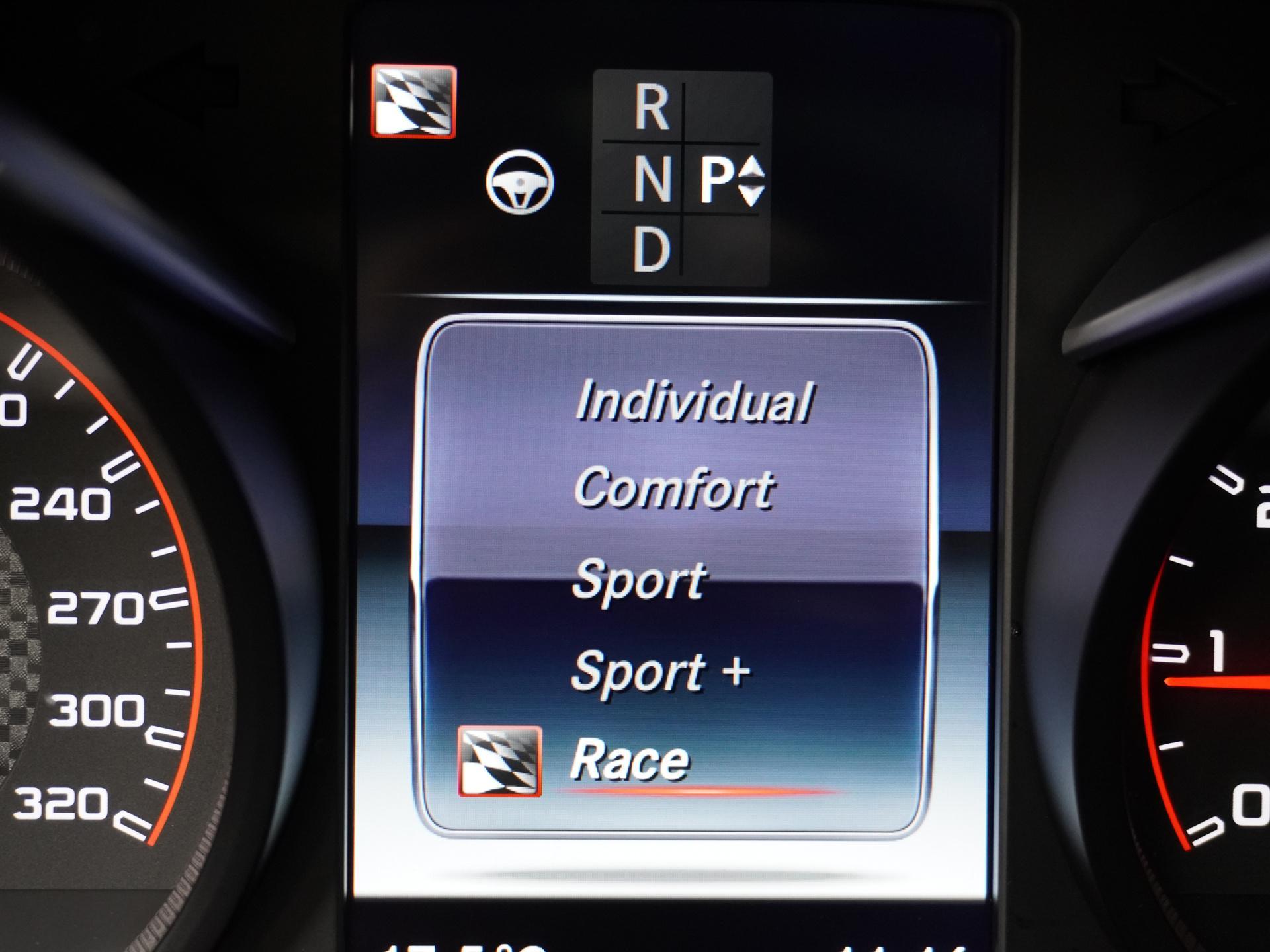 Mercedes-Benz C-Klasse Estate AMG 63 S 47