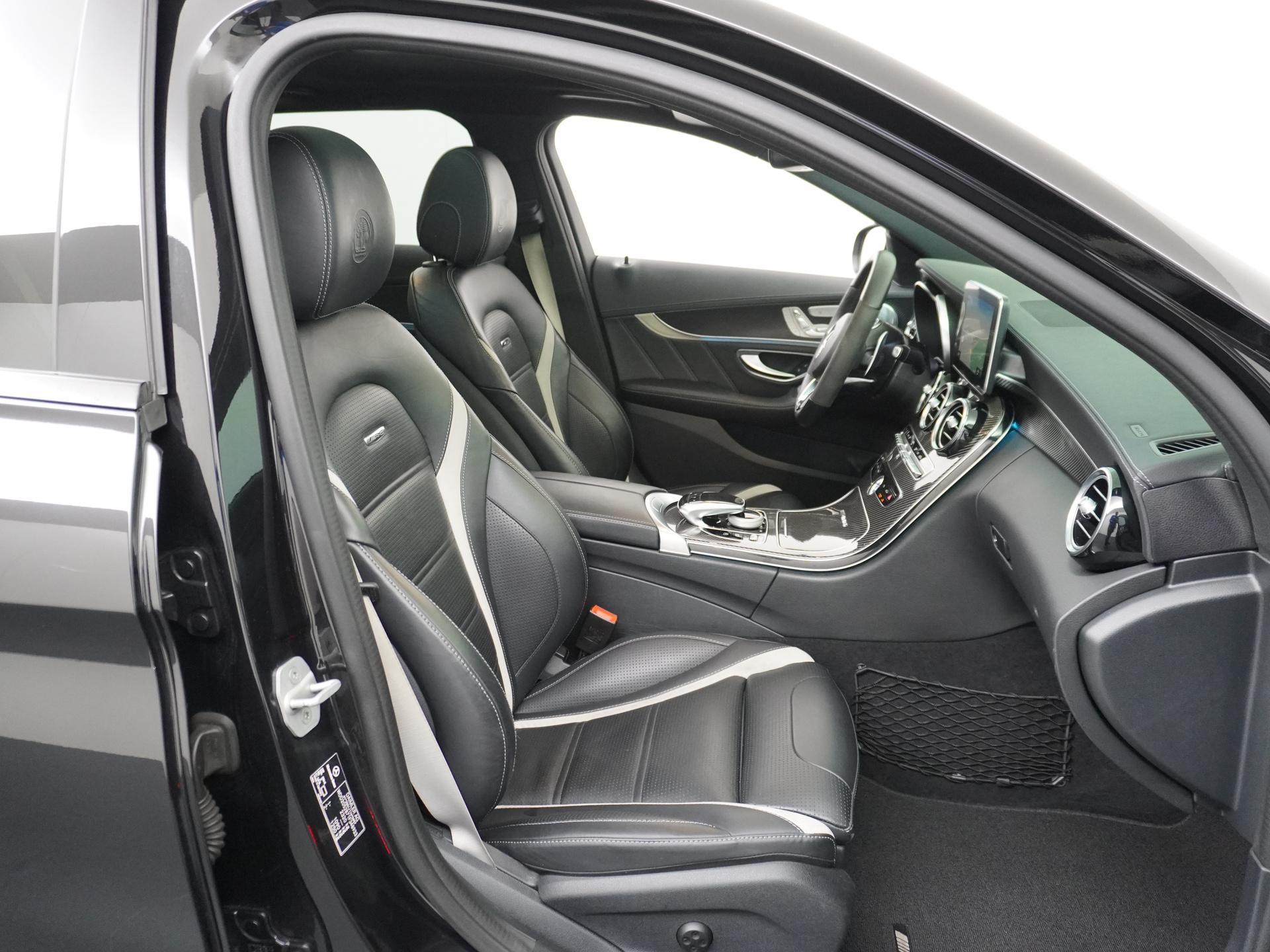 Mercedes-Benz C-Klasse Estate AMG 63 S 49