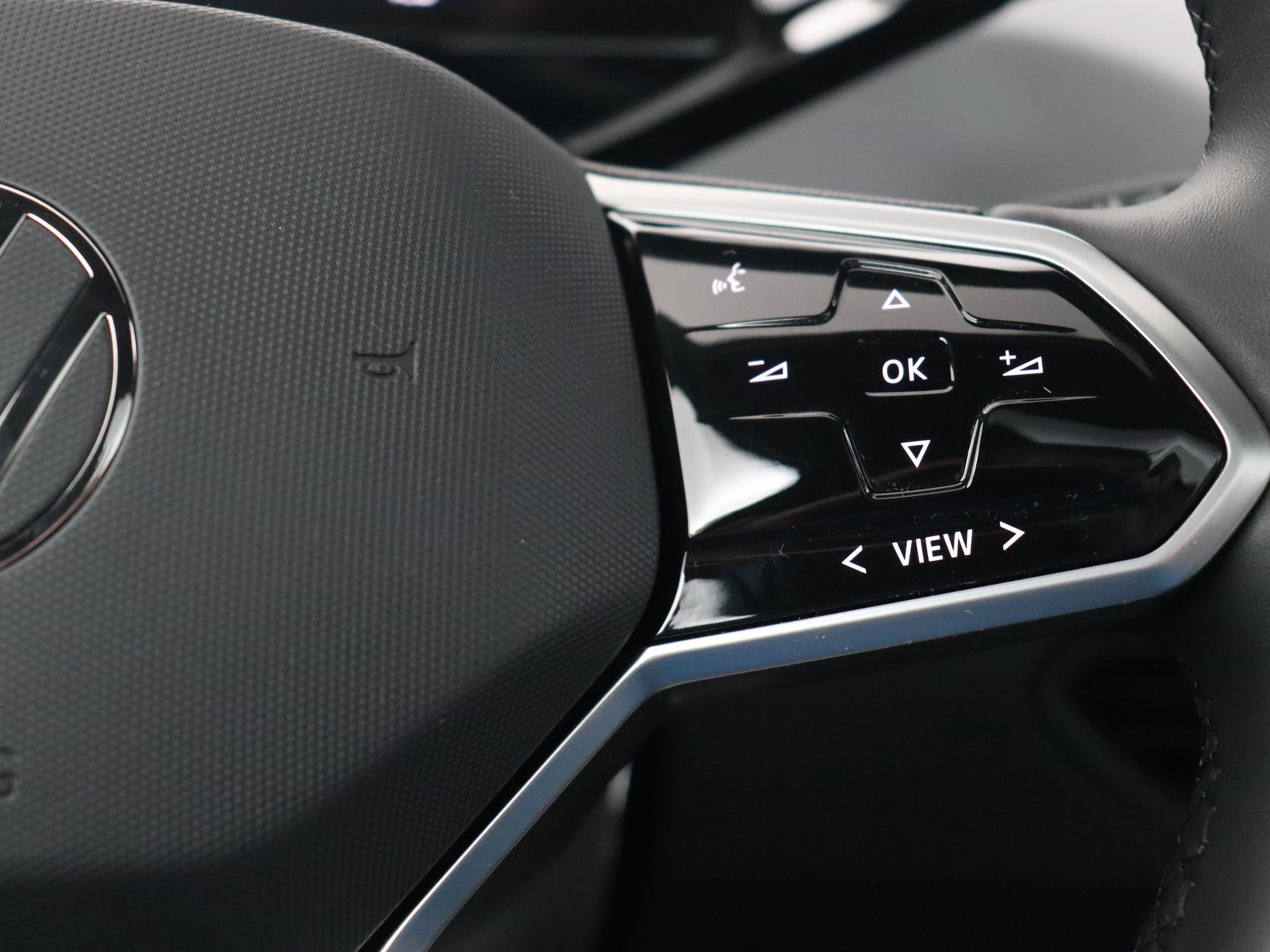 Volkswagen ID.3 First Max 58 kWh 26