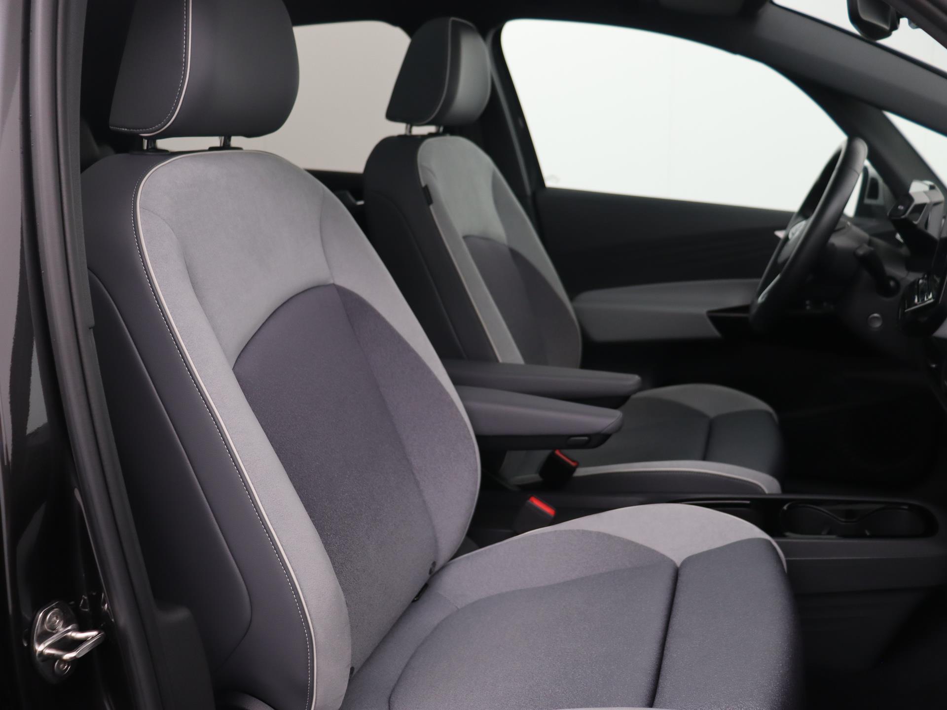 Volkswagen ID.3 First Max 58 kWh 34