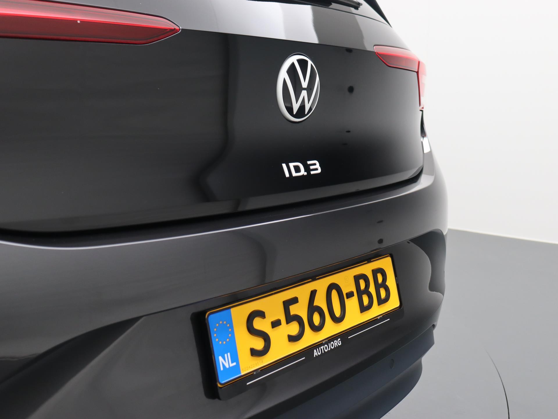 Volkswagen ID.3 First Max 58 kWh 5