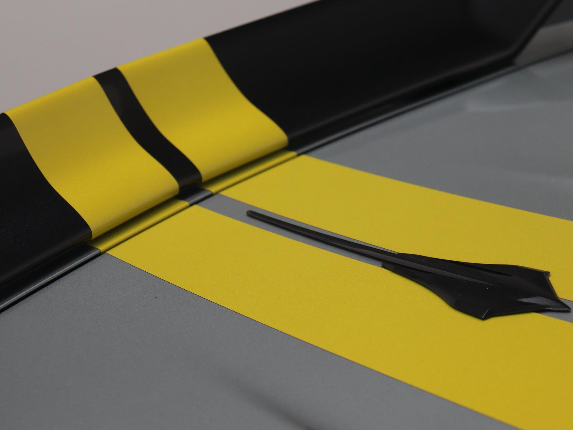 Chevrolet Corvette Stingray C8 convertible 3LT 19