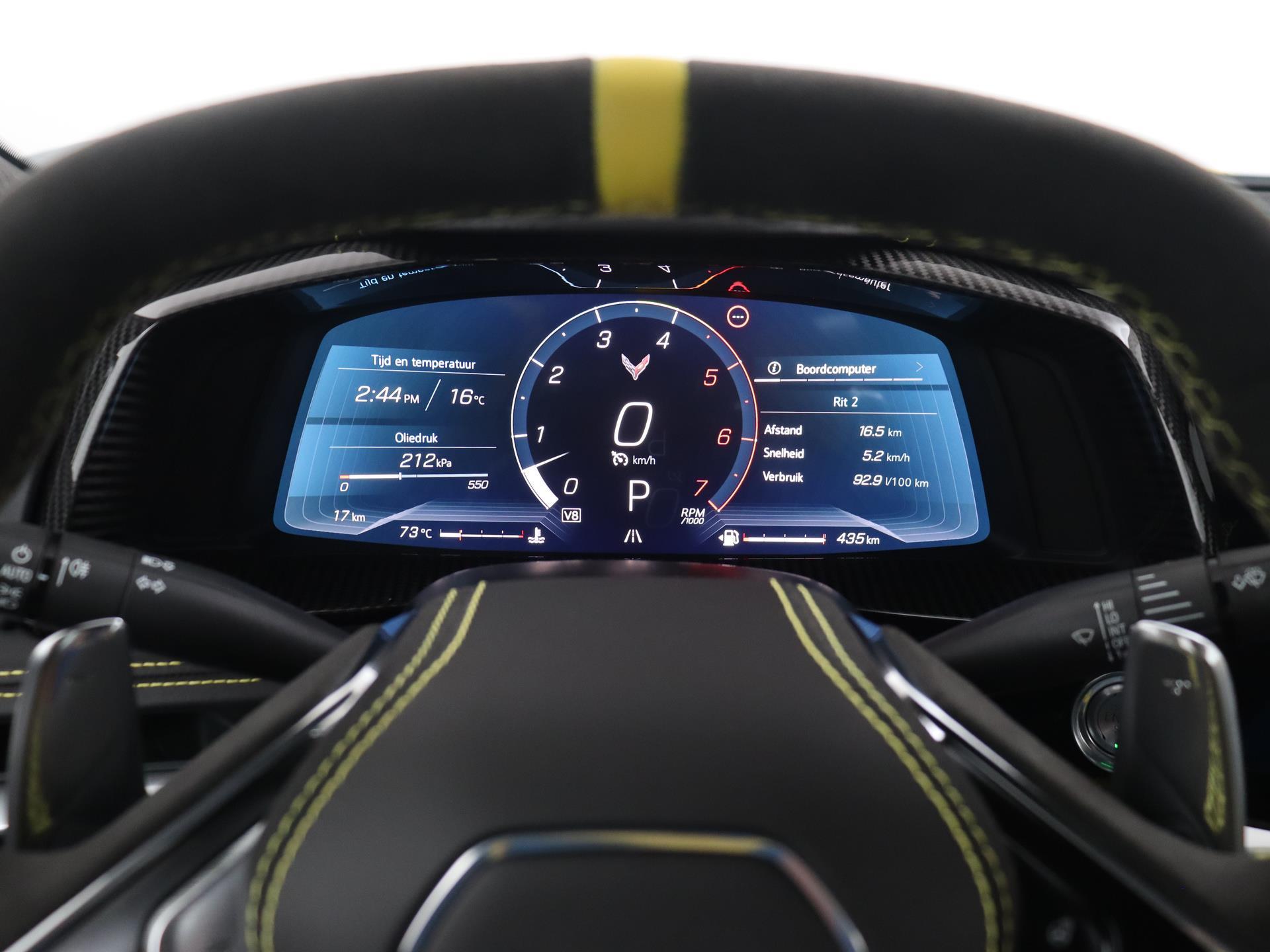 Chevrolet Corvette Stingray C8 convertible 3LT 48