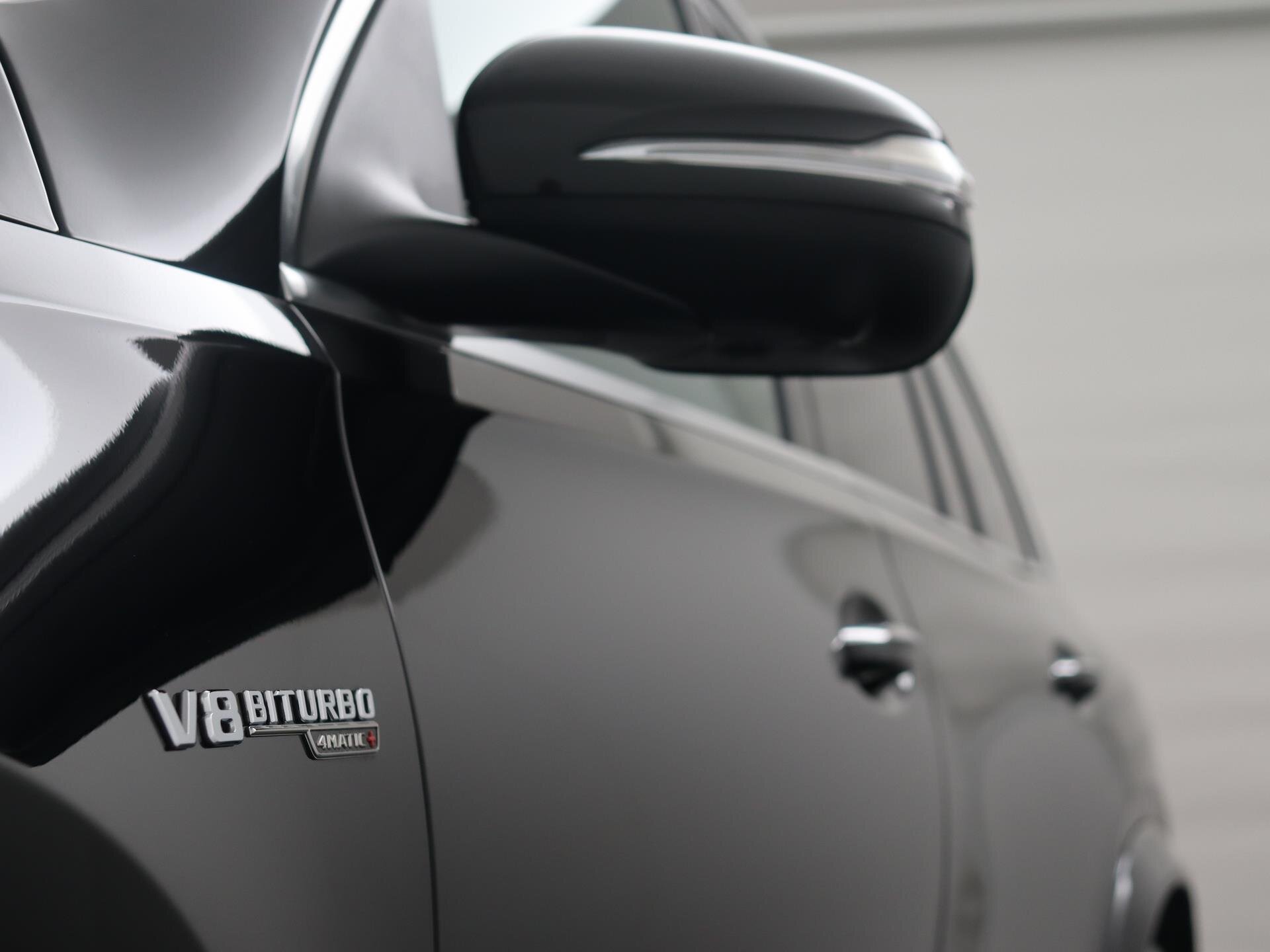 Mercedes-Benz GLS AMG 63 4MATIC+ Premium Plus 36