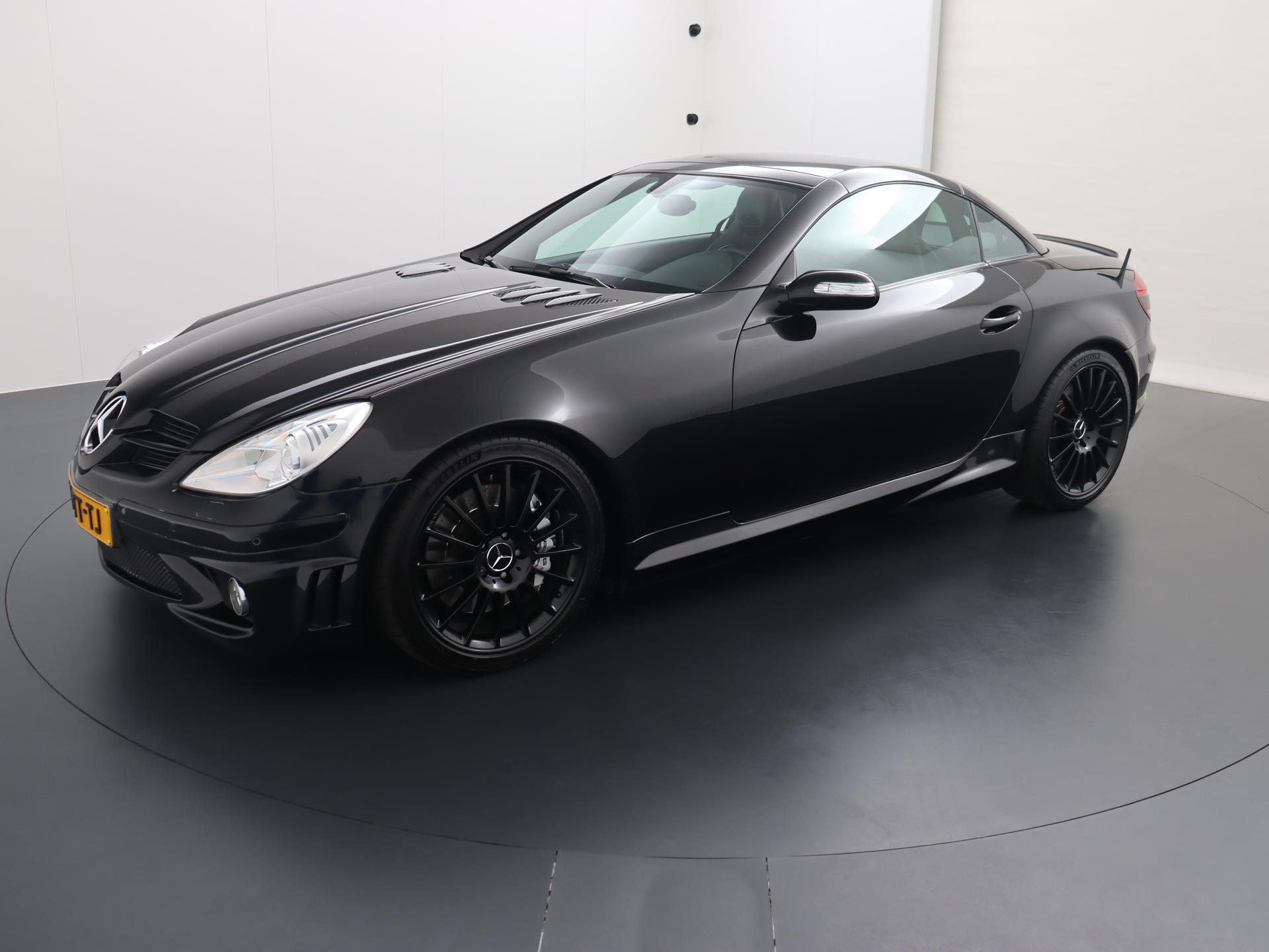 Mercedes-Benz SLK AMG 55 10