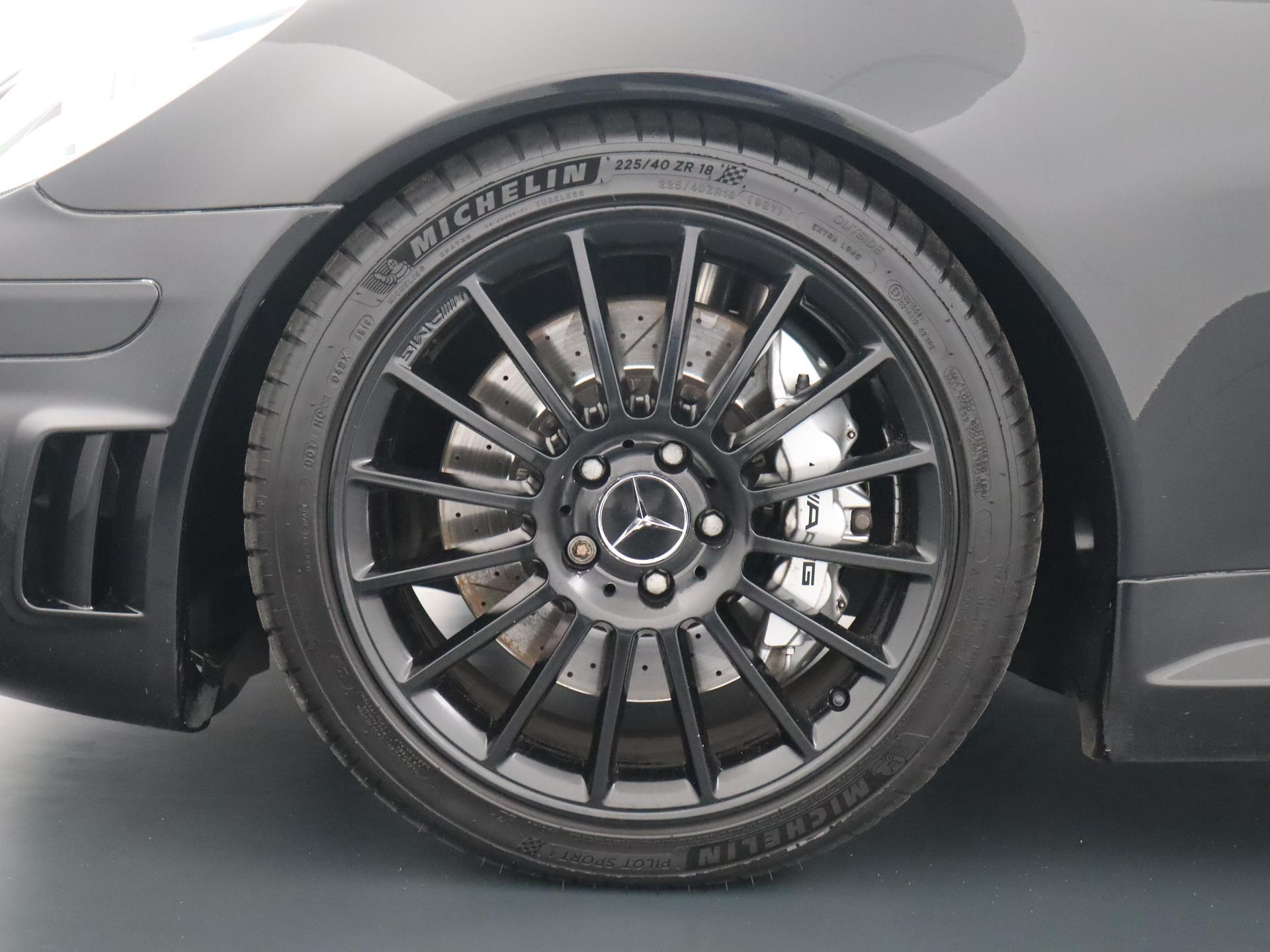 Mercedes-Benz SLK AMG 55 16